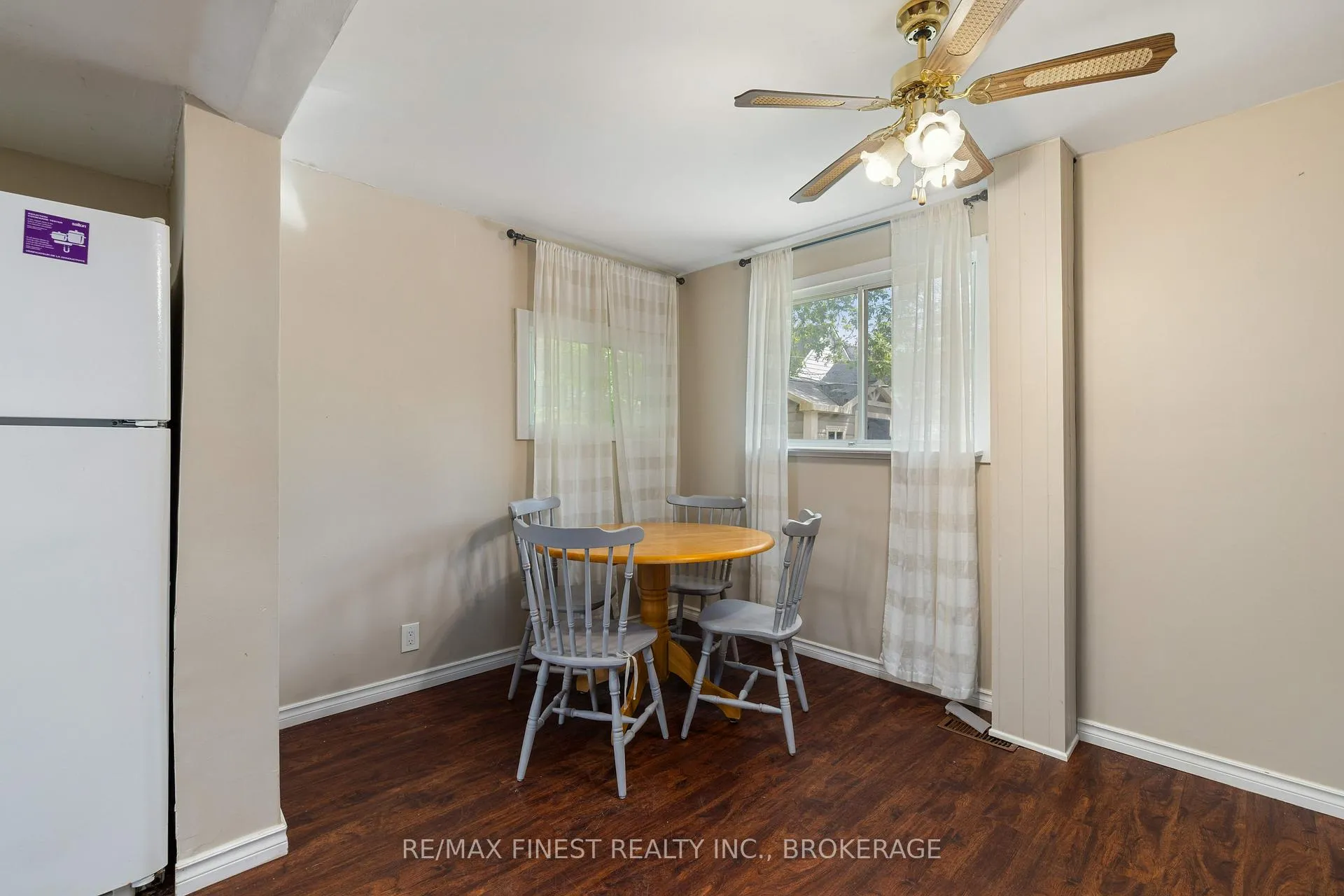 Photo 17 of 356 York Street, Kingston, East of Sir John A. Blvd — HOMEH