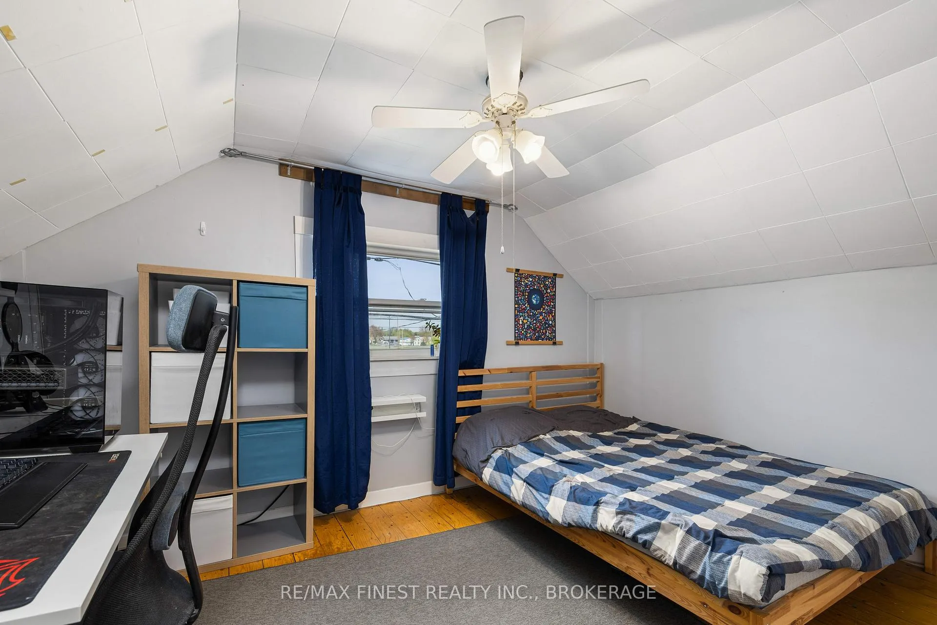 Photo 30 of 356 York Street, Kingston, East of Sir John A. Blvd — HOMEH