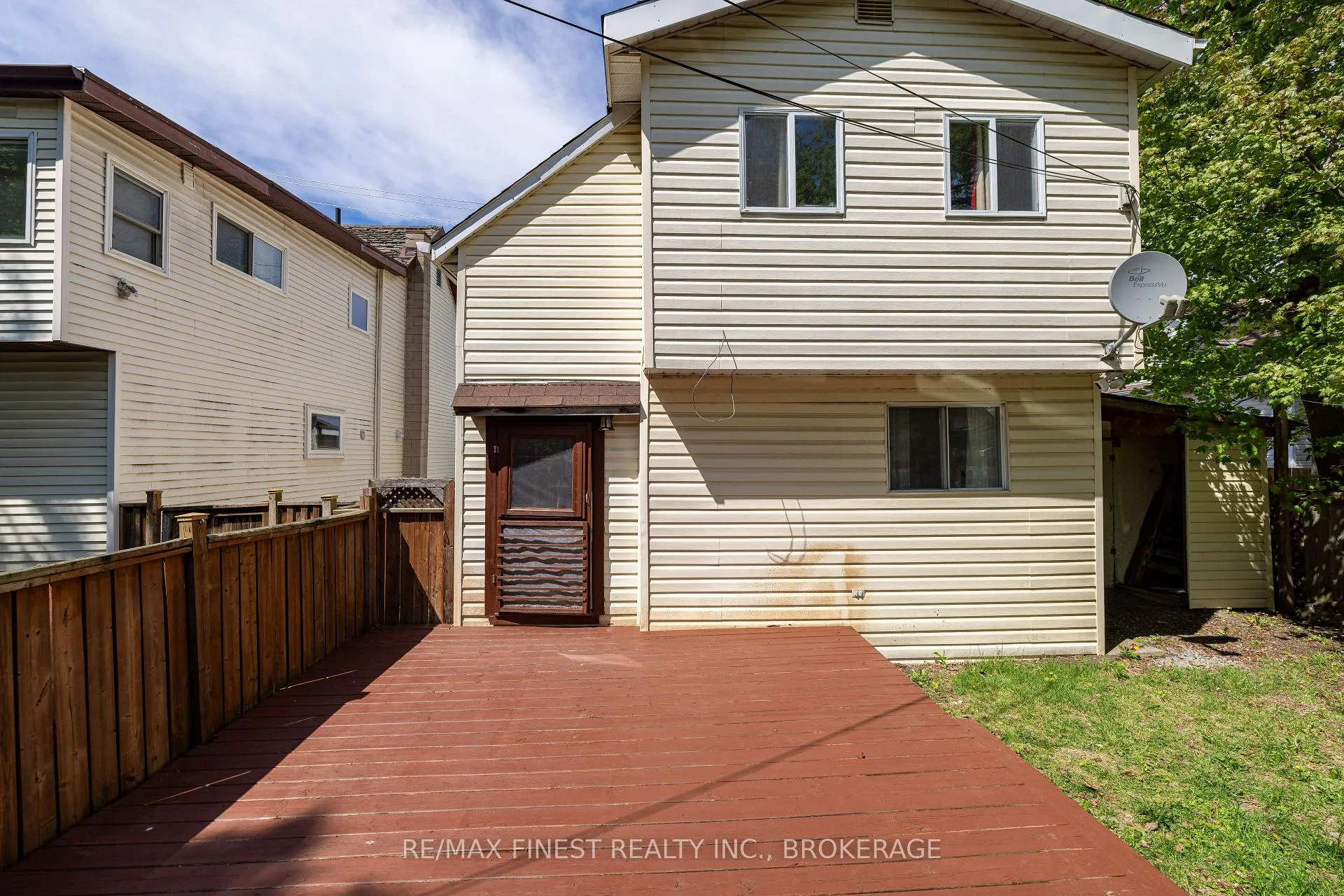 Photo 37 of 356 York Street, Kingston, East of Sir John A. Blvd — HOMEH