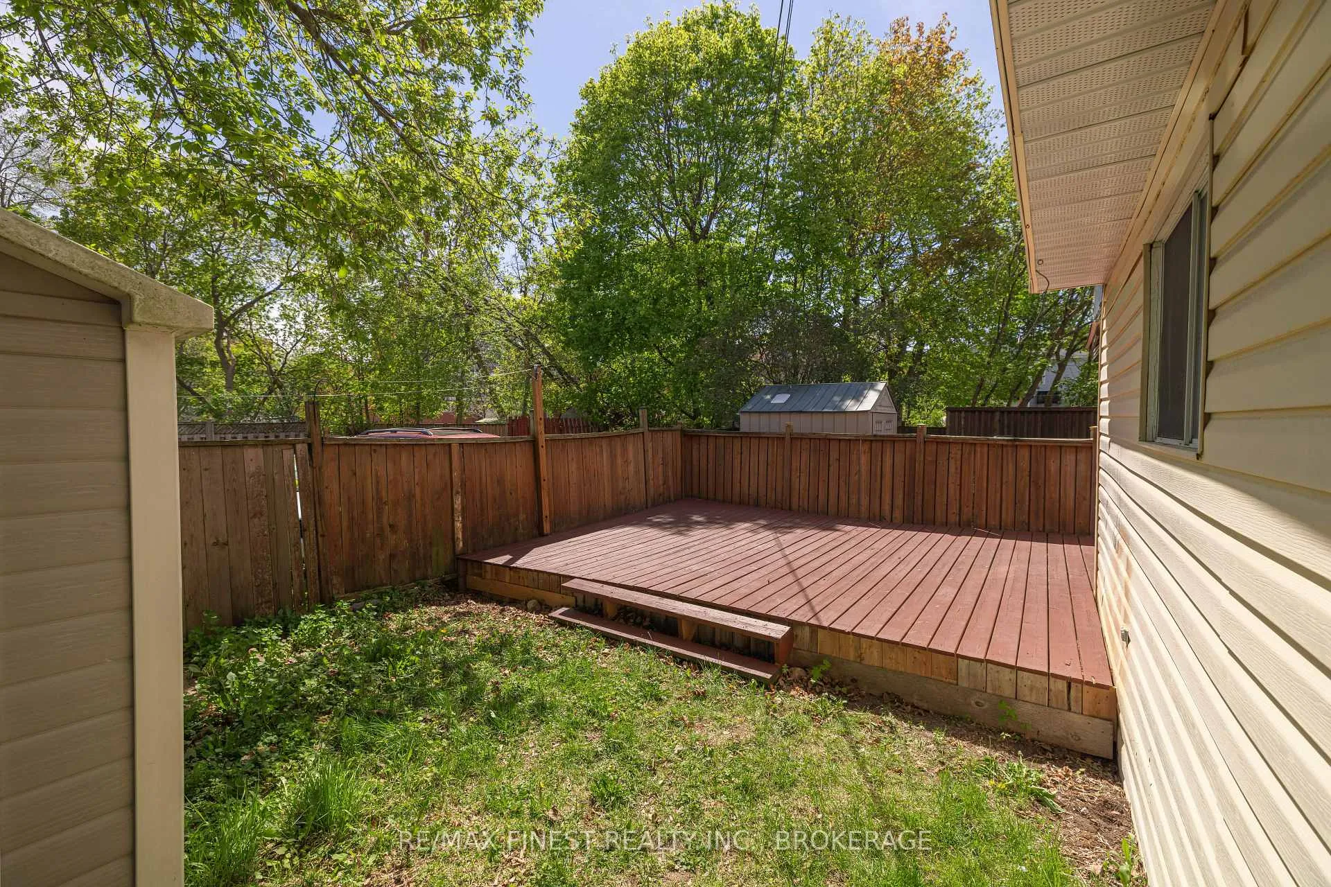 Photo 38 of 356 York Street, Kingston, East of Sir John A. Blvd — HOMEH