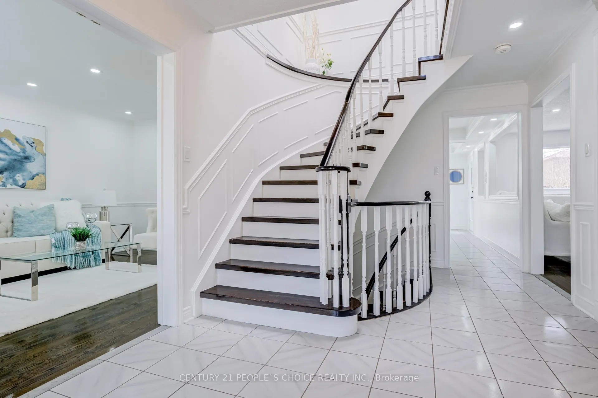 Photo 7 of 33 Billings Street, Whitby, Downtown Whitby — HOMEH