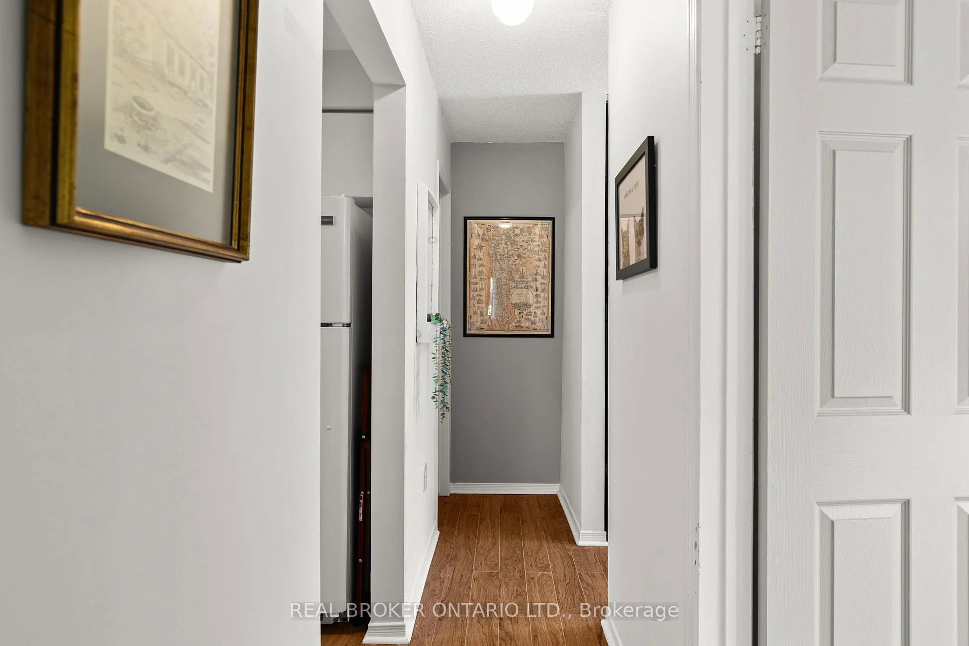 Photo 14 of Unit 5, 50 Loggers Run, Barrie, Ardagh — HOMEH