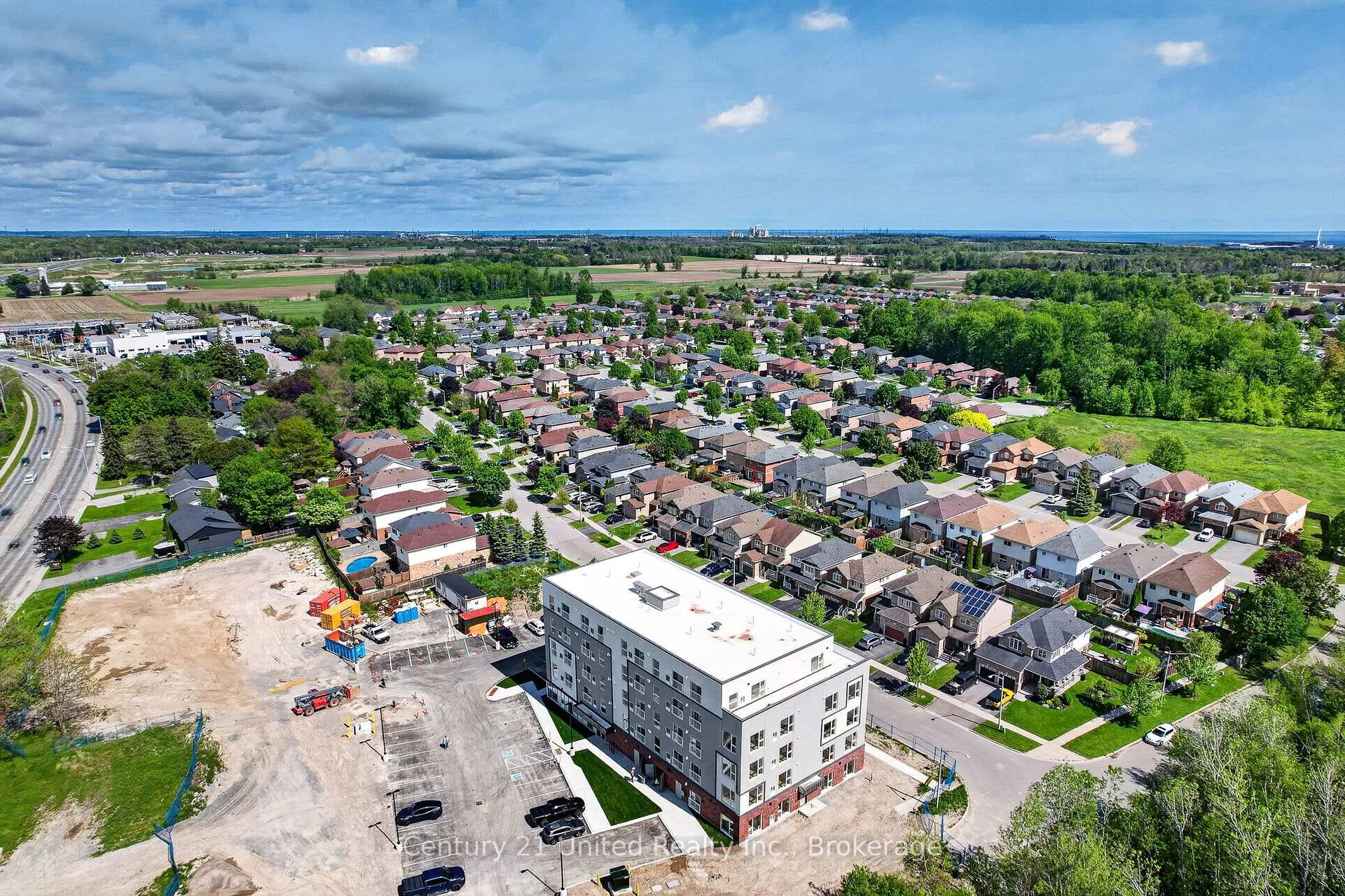Photo 9 of Unit 207, 1687 Highway 2 Road, Clarington, Courtice — HOMEH