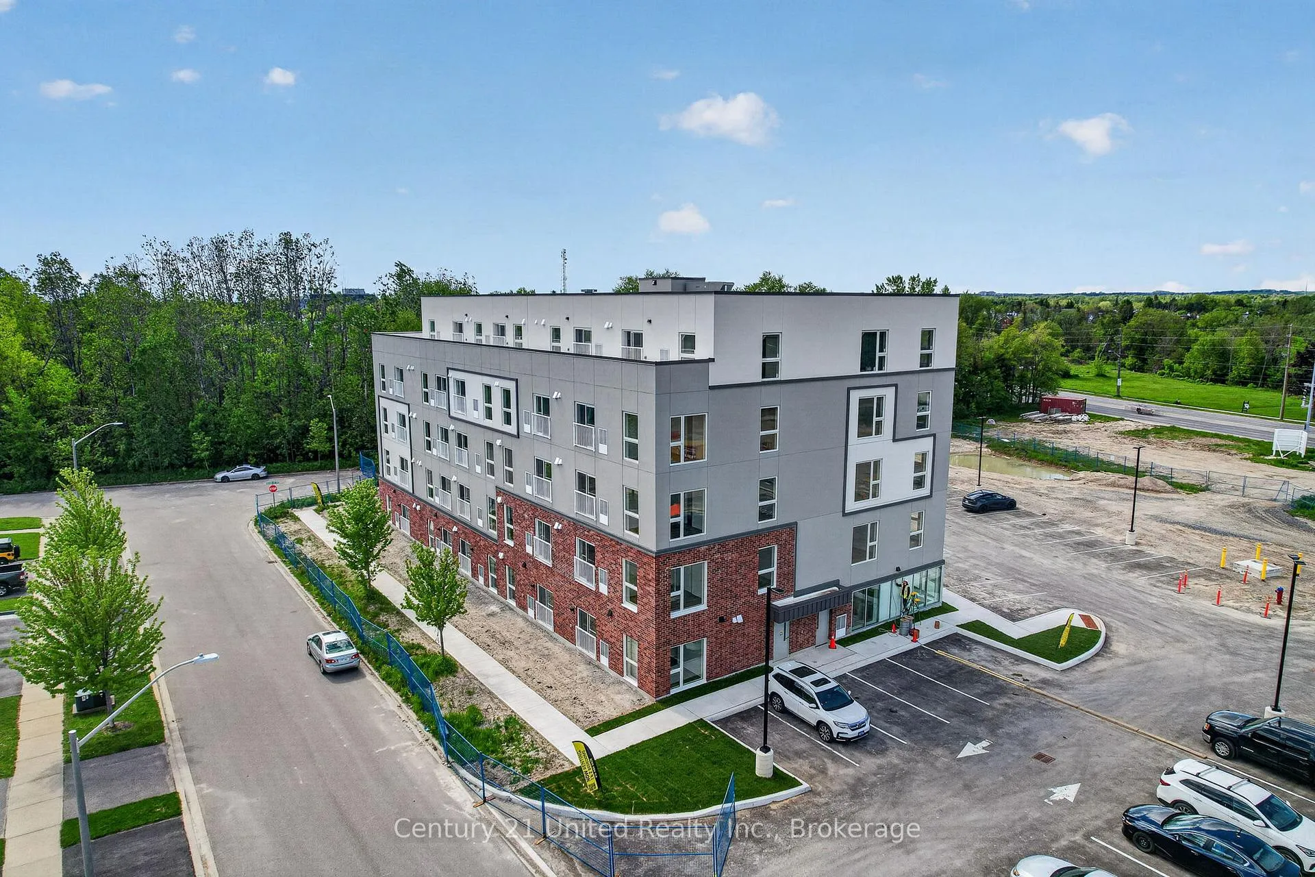 Photo 11 of Unit 207, 1687 Highway 2 Road, Clarington, Courtice — HOMEH