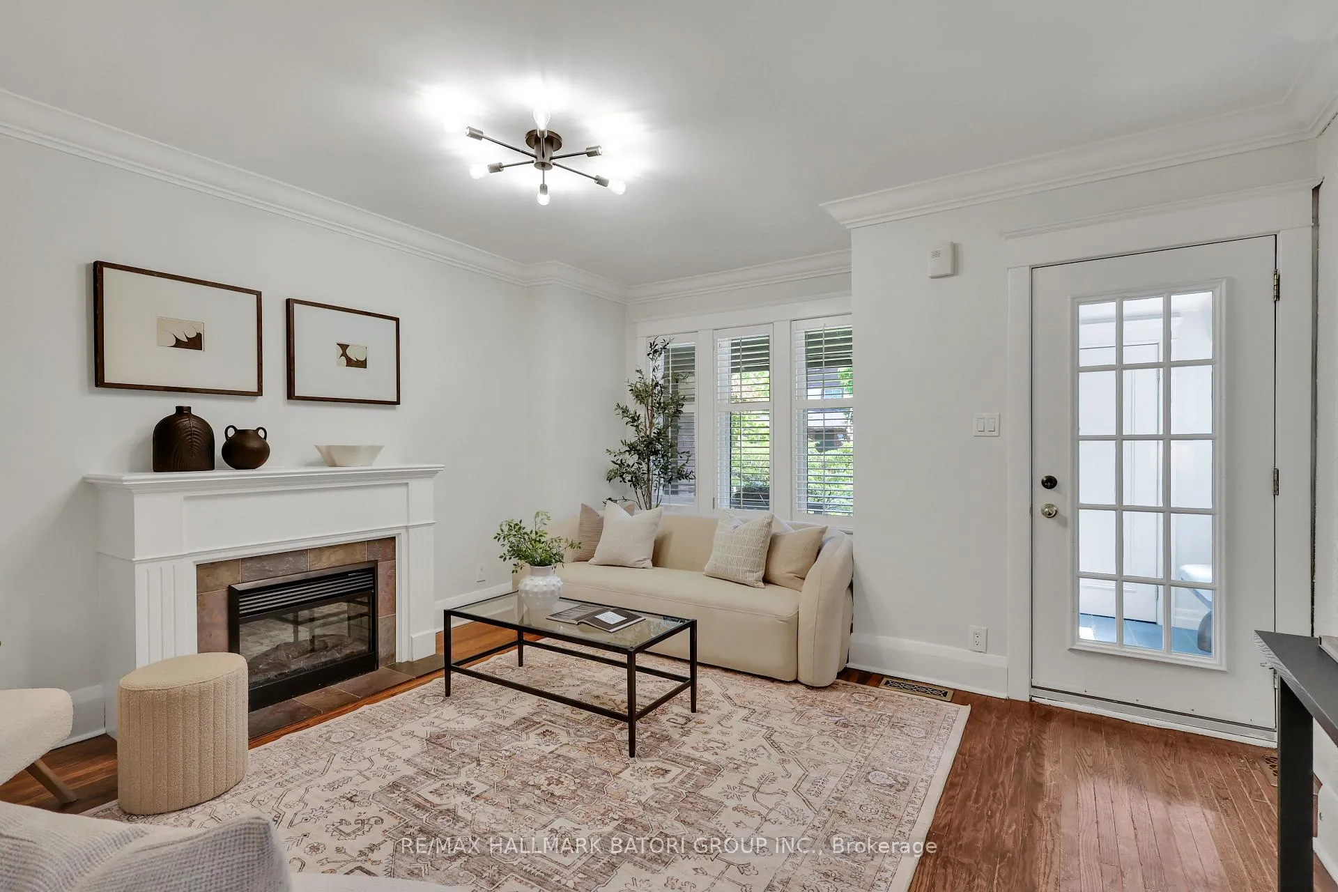 Photo 4 of 150 Briar Hill Avenue, Toronto, Lawrence Park South — HOMEH