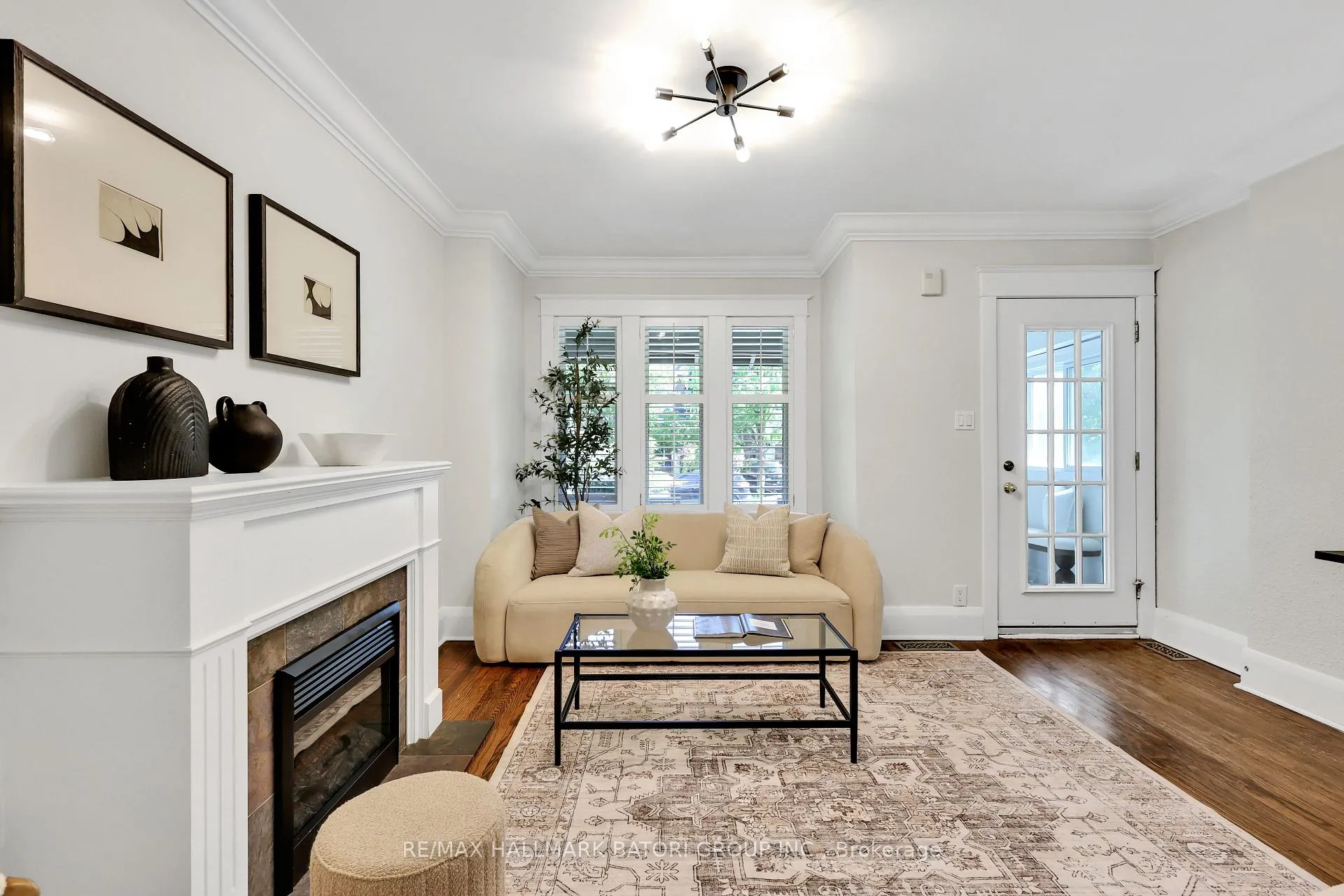 Photo 5 of 150 Briar Hill Avenue, Toronto, Lawrence Park South — HOMEH