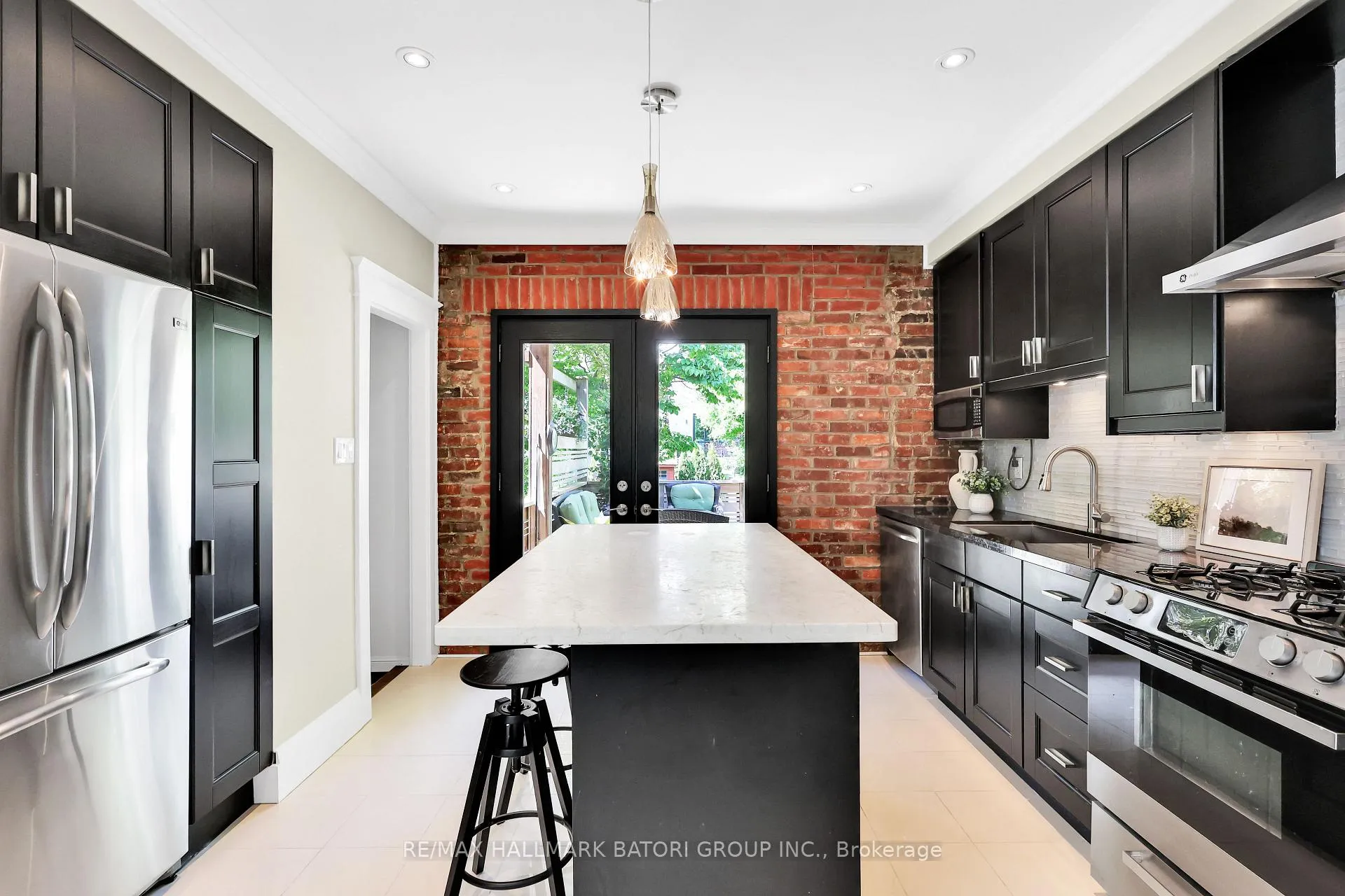 Photo 8 of 150 Briar Hill Avenue, Toronto, Lawrence Park South — HOMEH