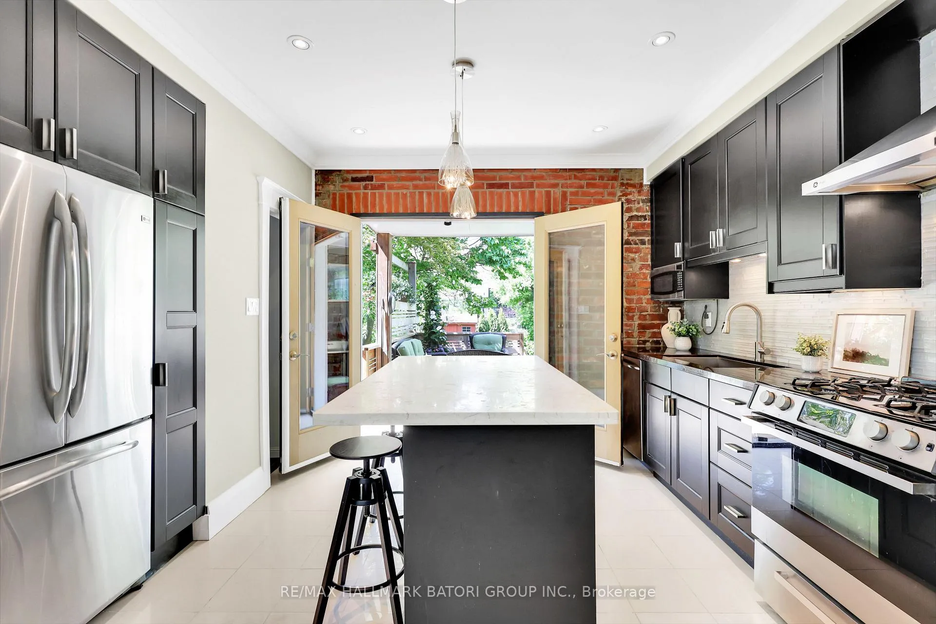 Photo 9 of 150 Briar Hill Avenue, Toronto, Lawrence Park South — HOMEH