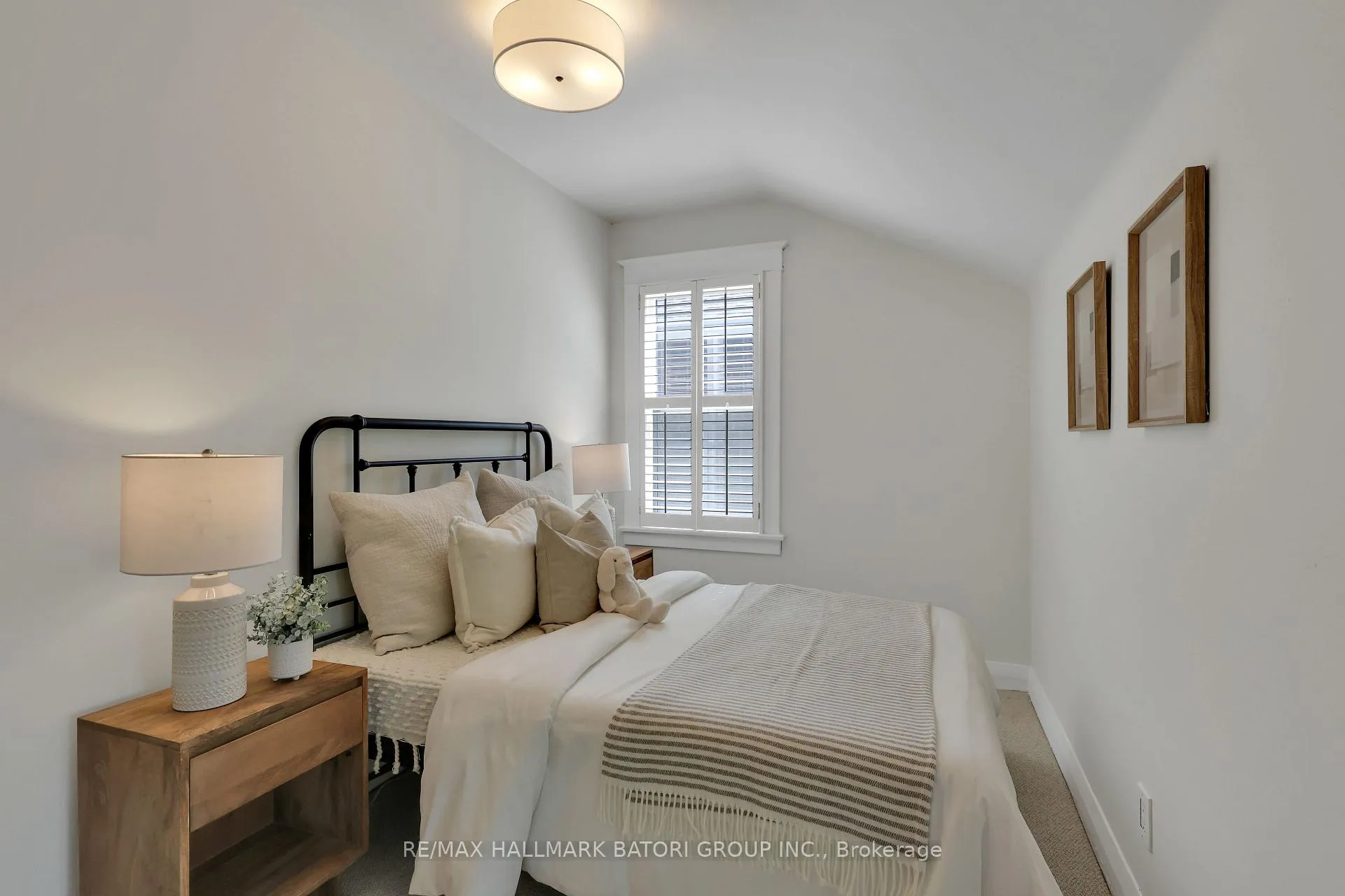 Photo 20 of 150 Briar Hill Avenue, Toronto, Lawrence Park South — HOMEH