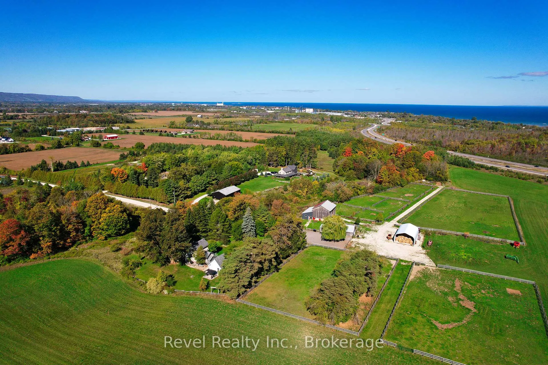 Photo 7 of 6905 Regent Street, Clearview, Rural Clearview — HOMEH