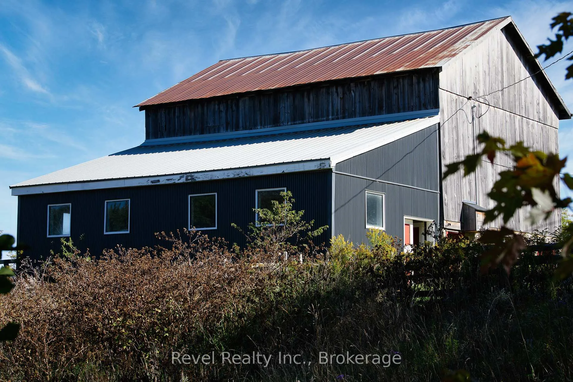 Photo 8 of 6905 Regent Street, Clearview, Rural Clearview — HOMEH