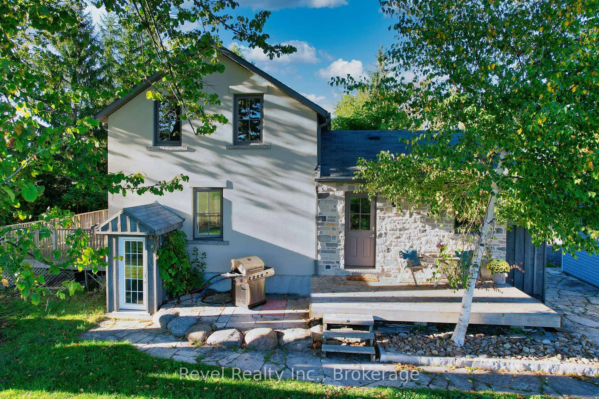 Photo 11 of 6905 Regent Street, Clearview, Rural Clearview — HOMEH