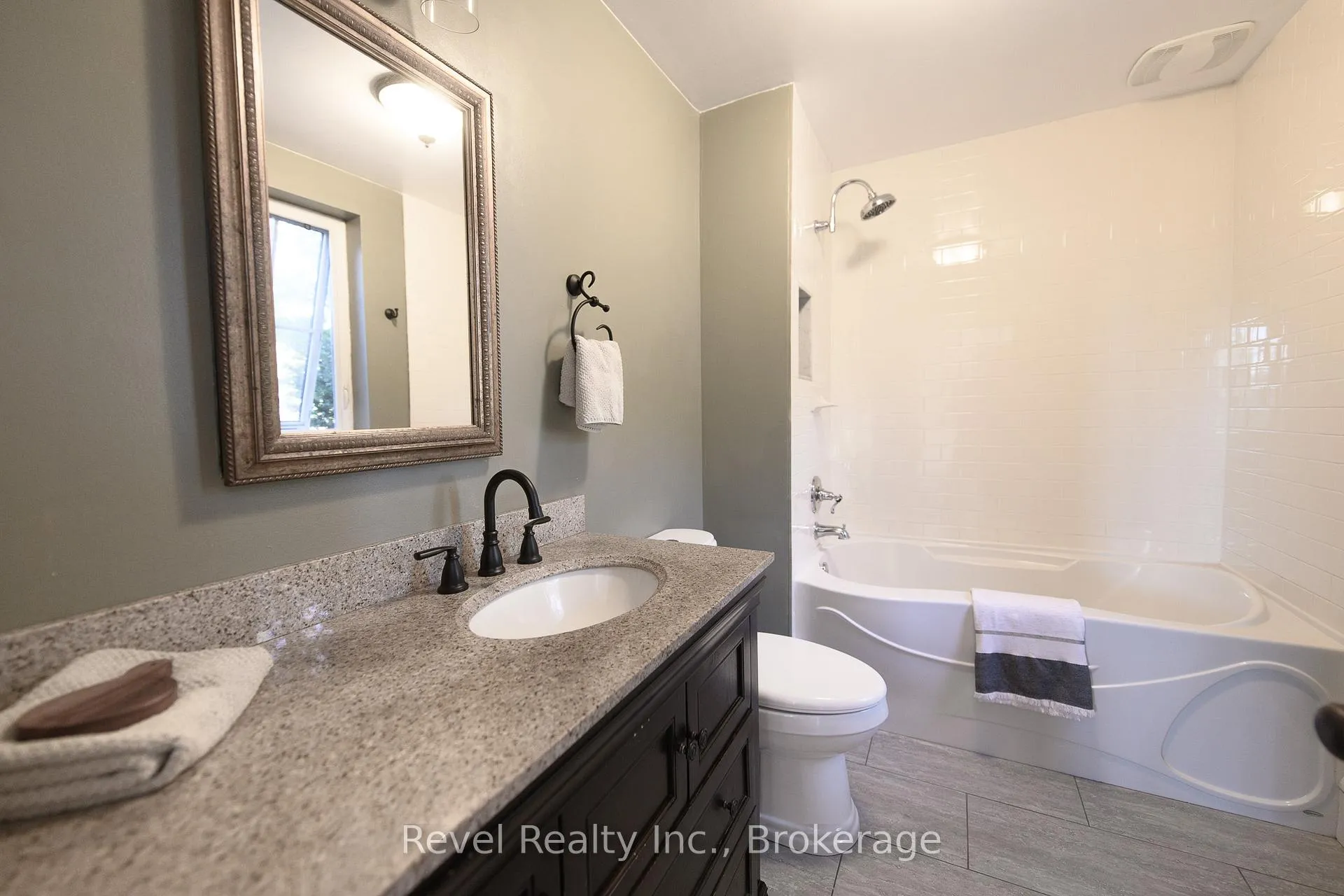 Photo 25 of 6905 Regent Street, Clearview, Rural Clearview — HOMEH