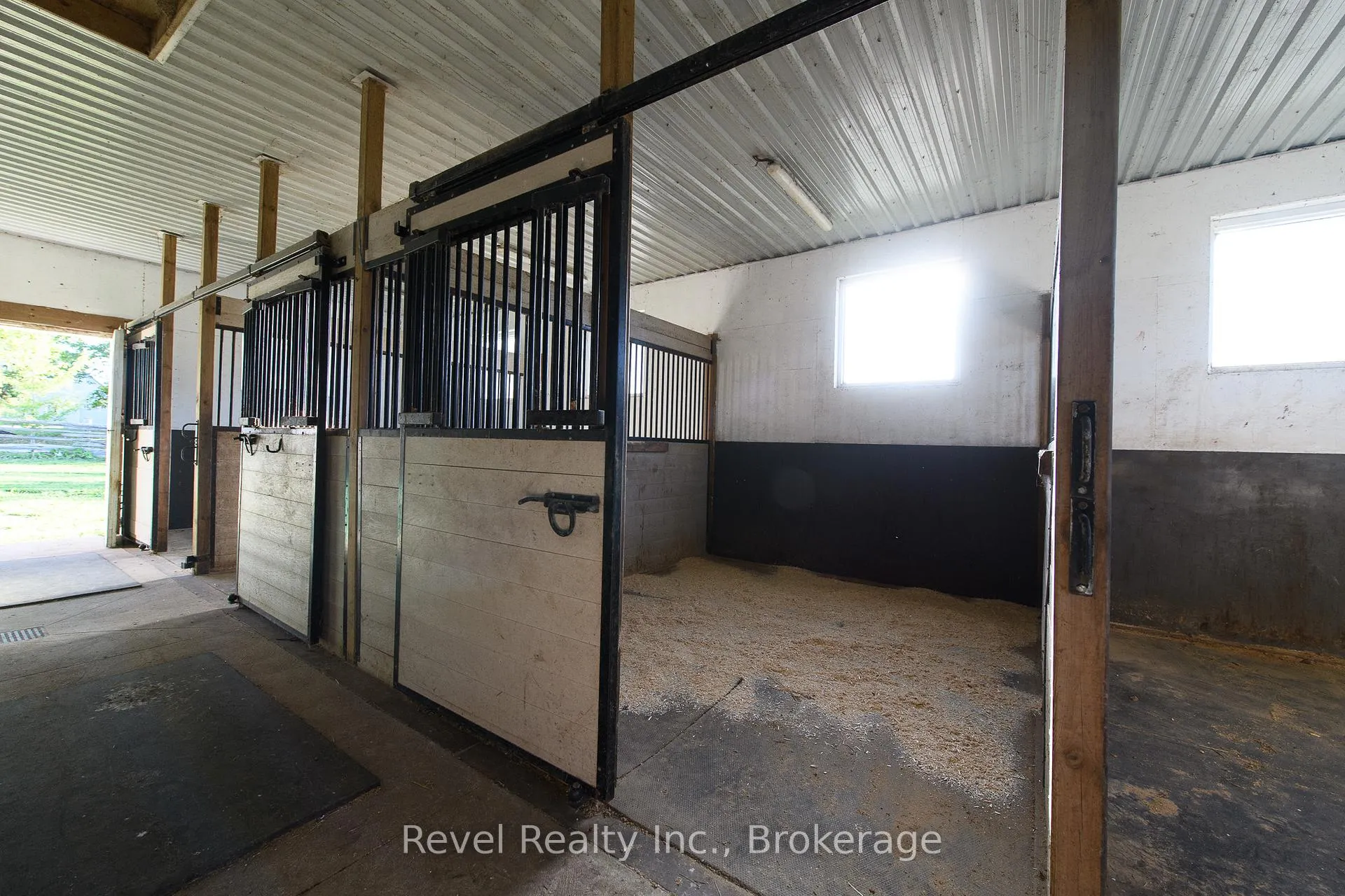 Photo 32 of 6905 Regent Street, Clearview, Rural Clearview — HOMEH