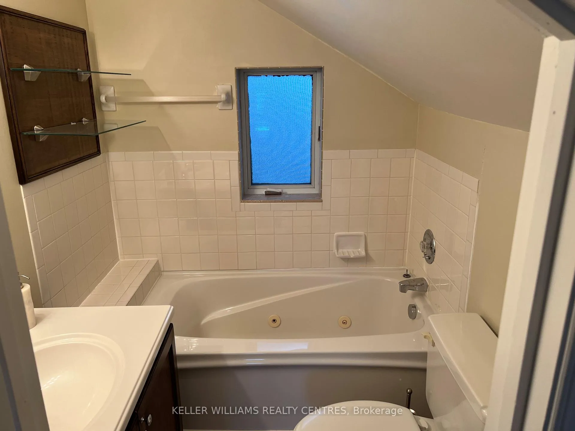 Photo 11 of 512 Northcliffe Boulevard, Toronto, Oakwood Village — HOMEH