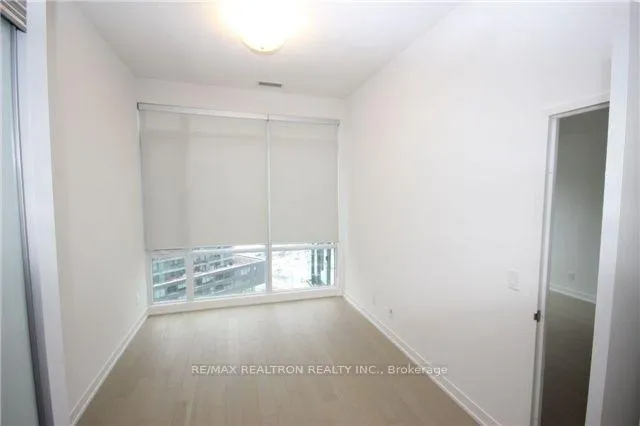 Photo 9 of Unit N1101, 120 Bayview Avenue, Toronto, Waterfront Communities — HOMEH