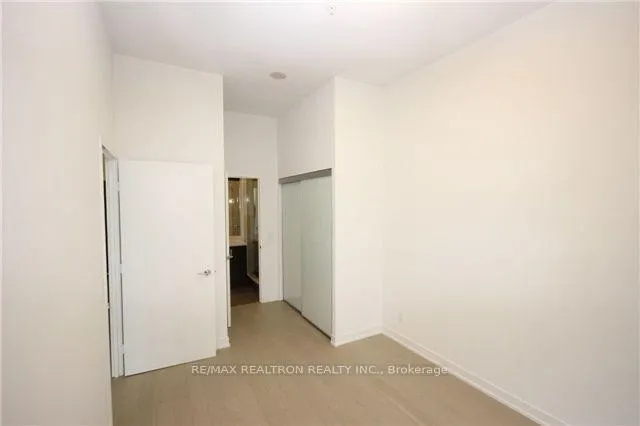 Photo 11 of Unit N1101, 120 Bayview Avenue, Toronto, Waterfront Communities — HOMEH