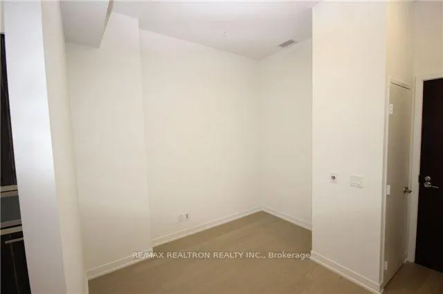 Photo 13 of Unit N1101, 120 Bayview Avenue, Toronto, Waterfront Communities — HOMEH