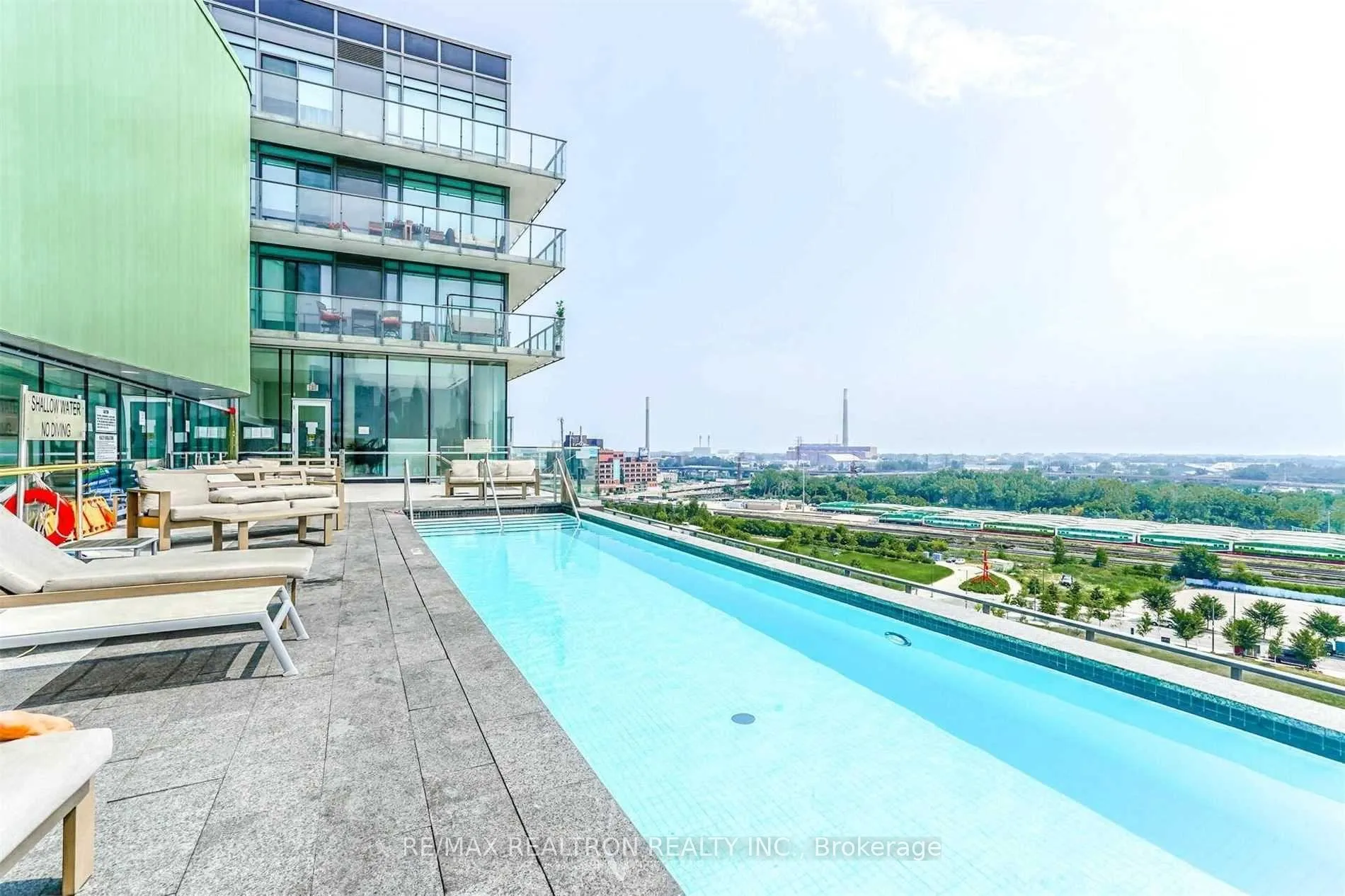 Photo 17 of Unit N1101, 120 Bayview Avenue, Toronto, Waterfront Communities — HOMEH
