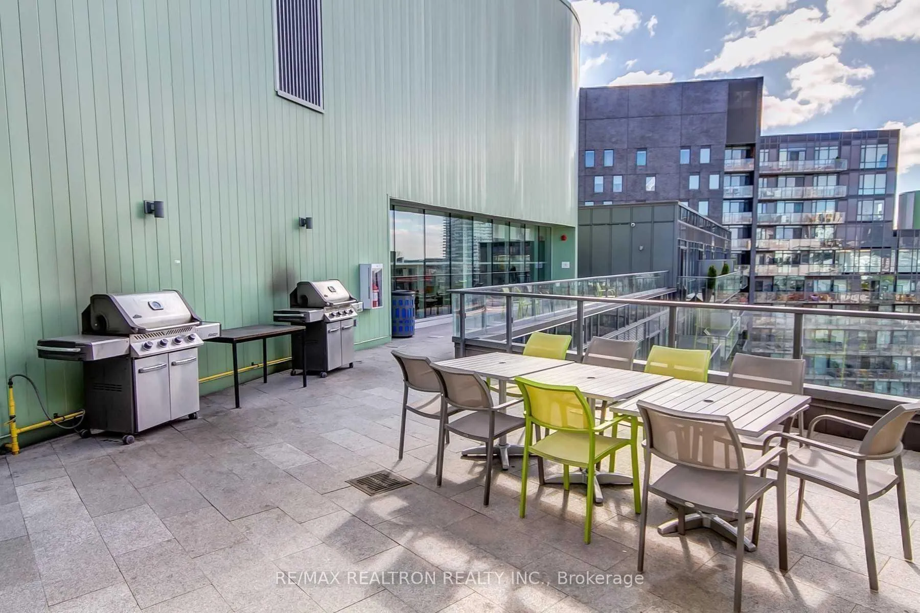 Photo 19 of Unit N1101, 120 Bayview Avenue, Toronto, Waterfront Communities — HOMEH