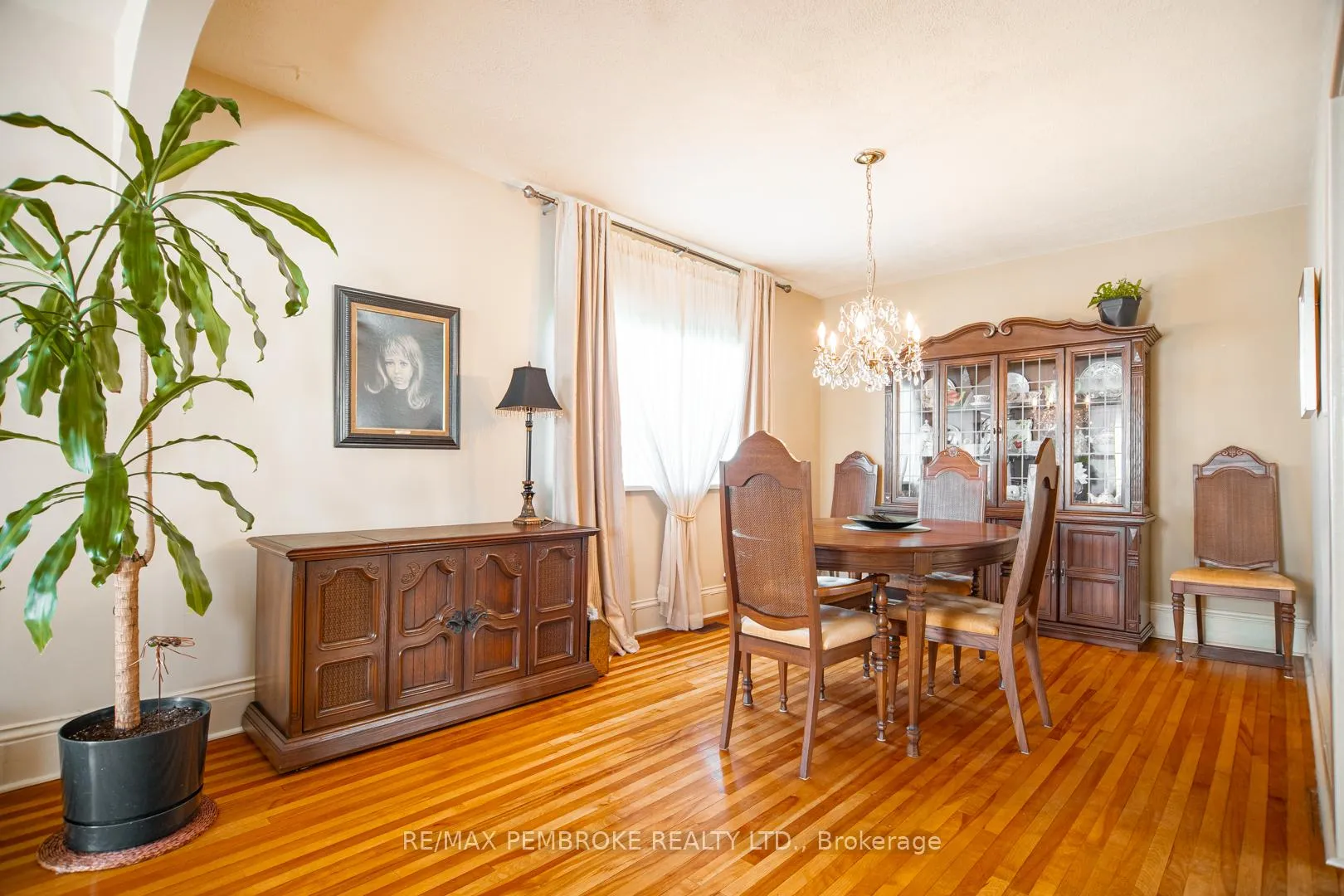 Photo 12 of 554 Eganville Road, Pembroke — HOMEH