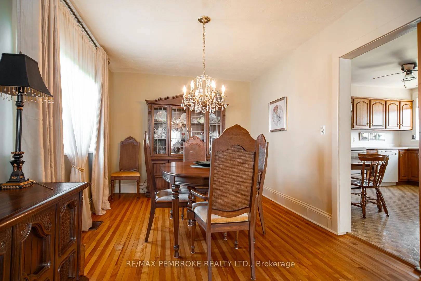 Photo 13 of 554 Eganville Road, Pembroke — HOMEH