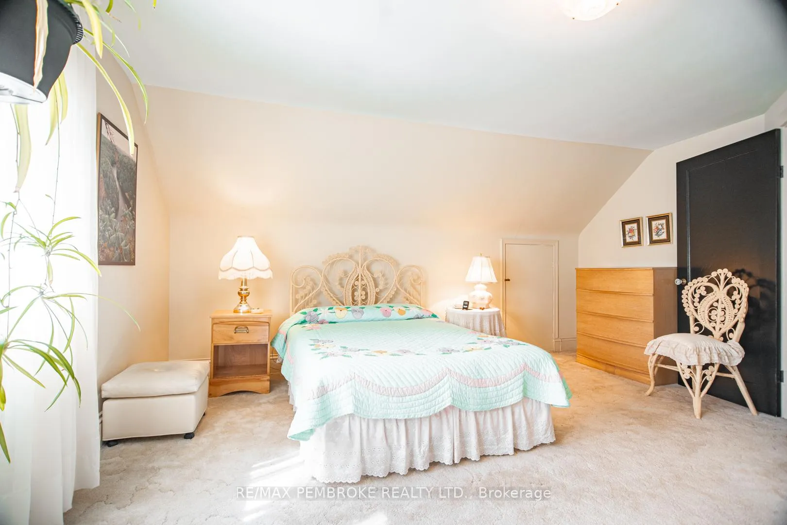 Photo 21 of 554 Eganville Road, Pembroke — HOMEH