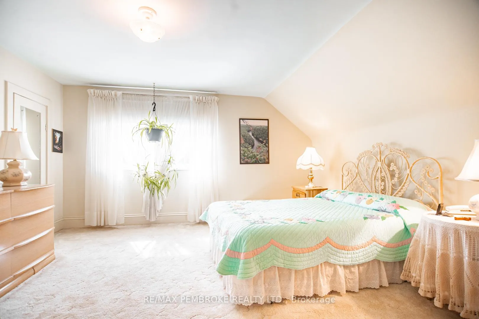 Photo 23 of 554 Eganville Road, Pembroke — HOMEH
