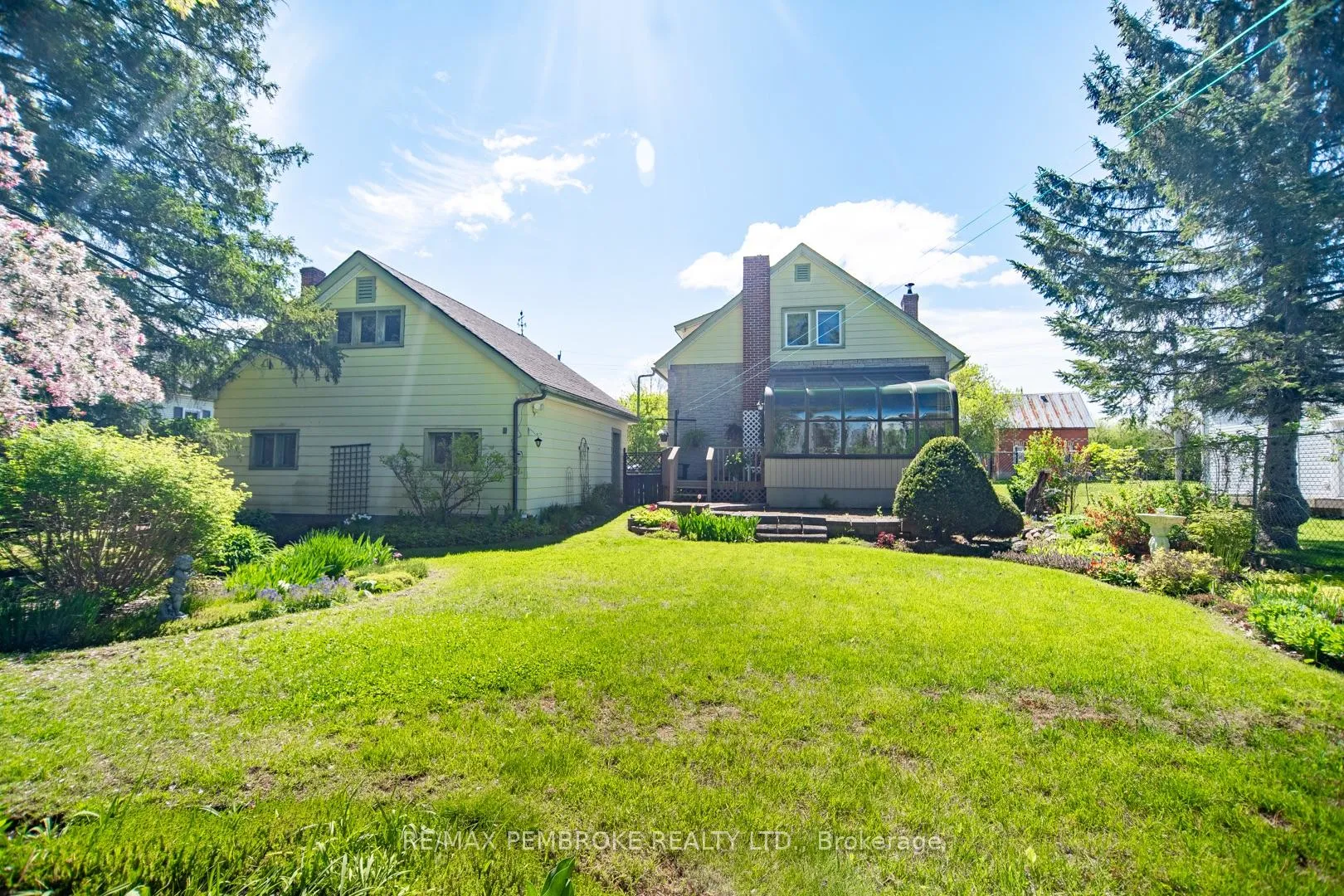 Photo 36 of 554 Eganville Road, Pembroke — HOMEH