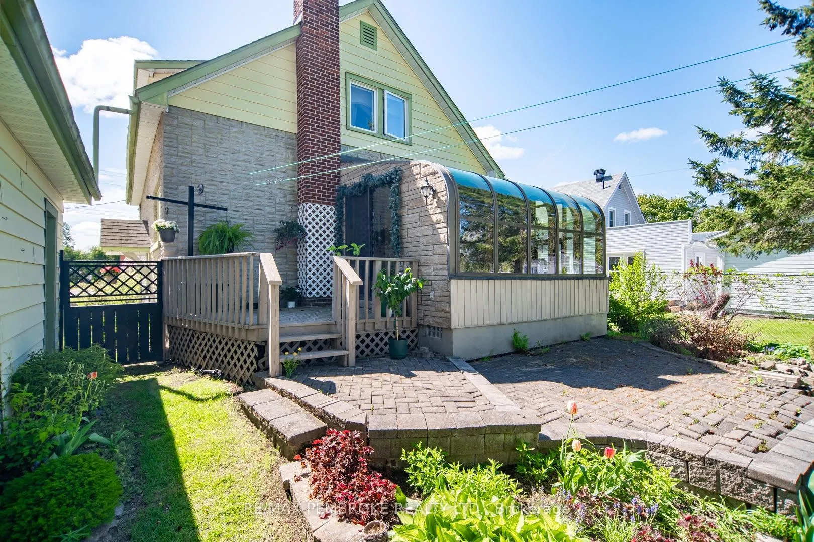 Photo 39 of 554 Eganville Road, Pembroke — HOMEH