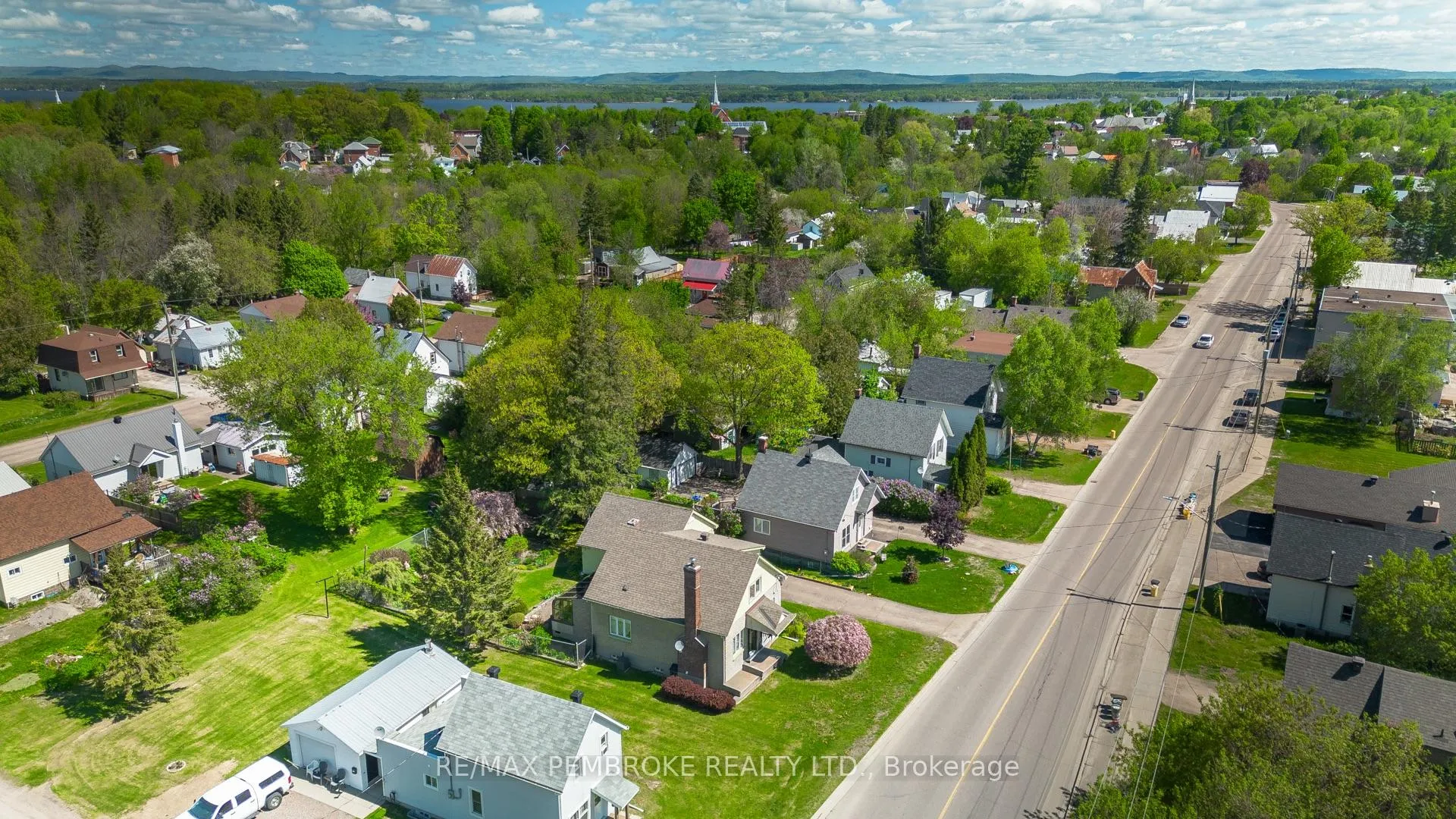 Photo 45 of 554 Eganville Road, Pembroke — HOMEH