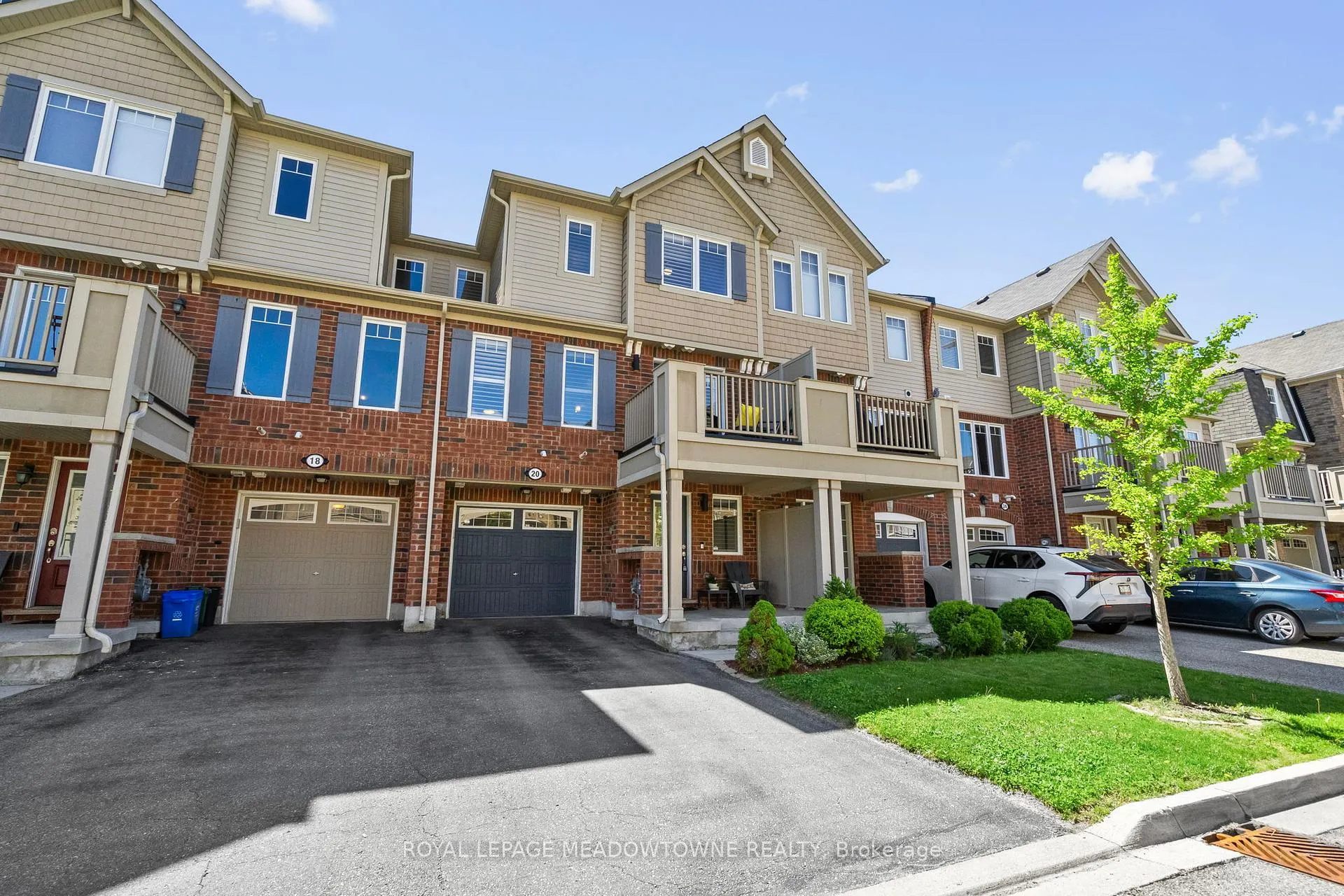 Photo 3 of 20 Suitor Court, Milton, Willmott — HOMEH