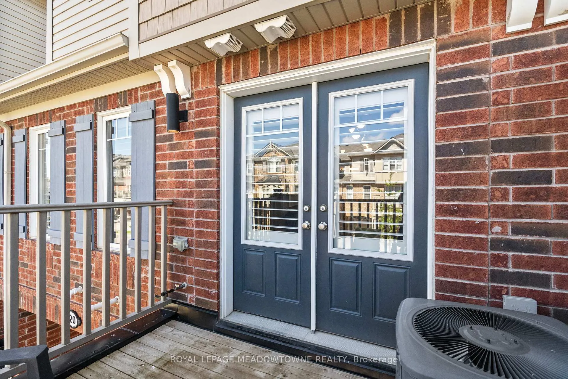 Photo 21 of 20 Suitor Court, Milton, Willmott — HOMEH