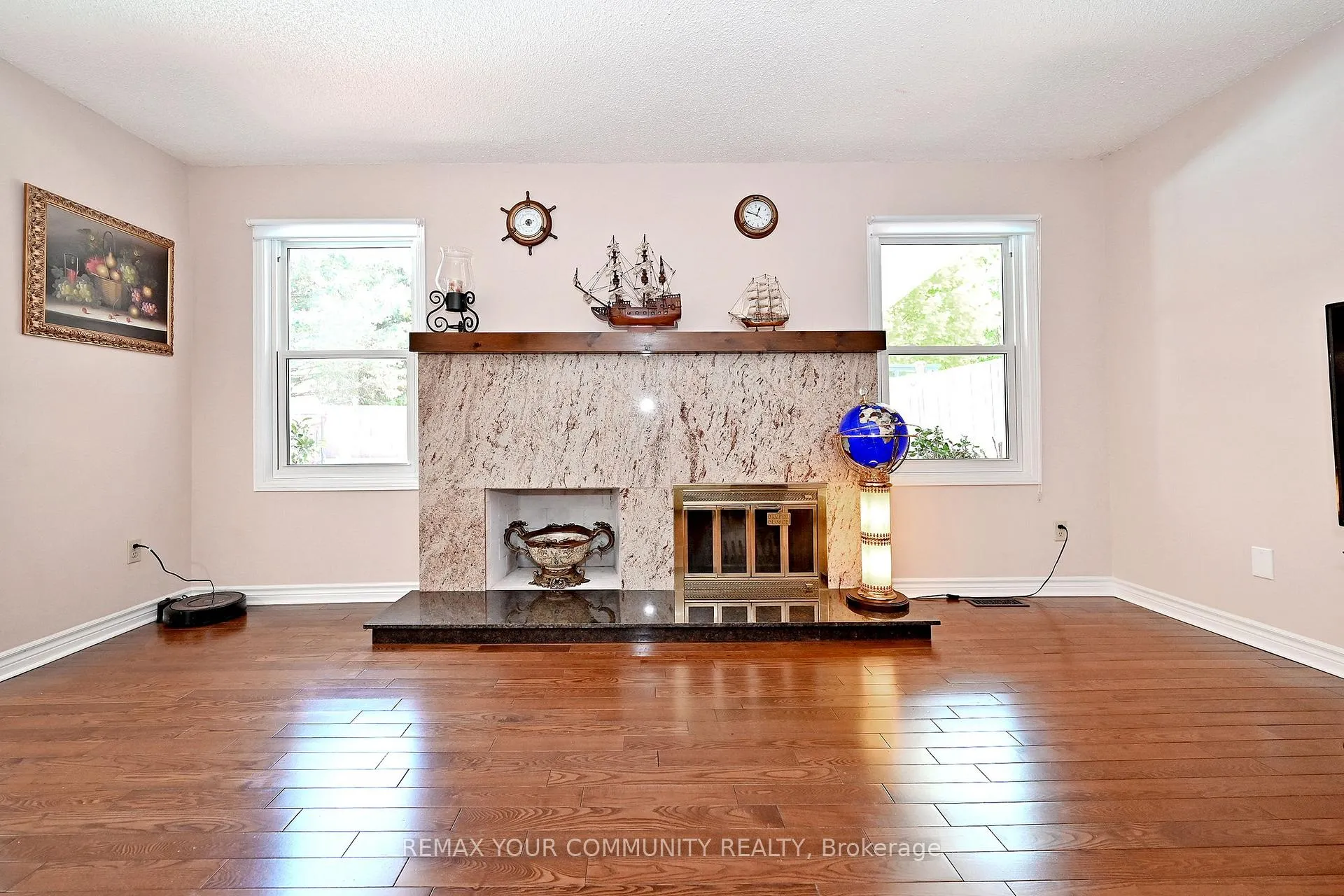 Photo 9 of 48 Haskell Crescent, Aurora, Aurora Highlands — HOMEH