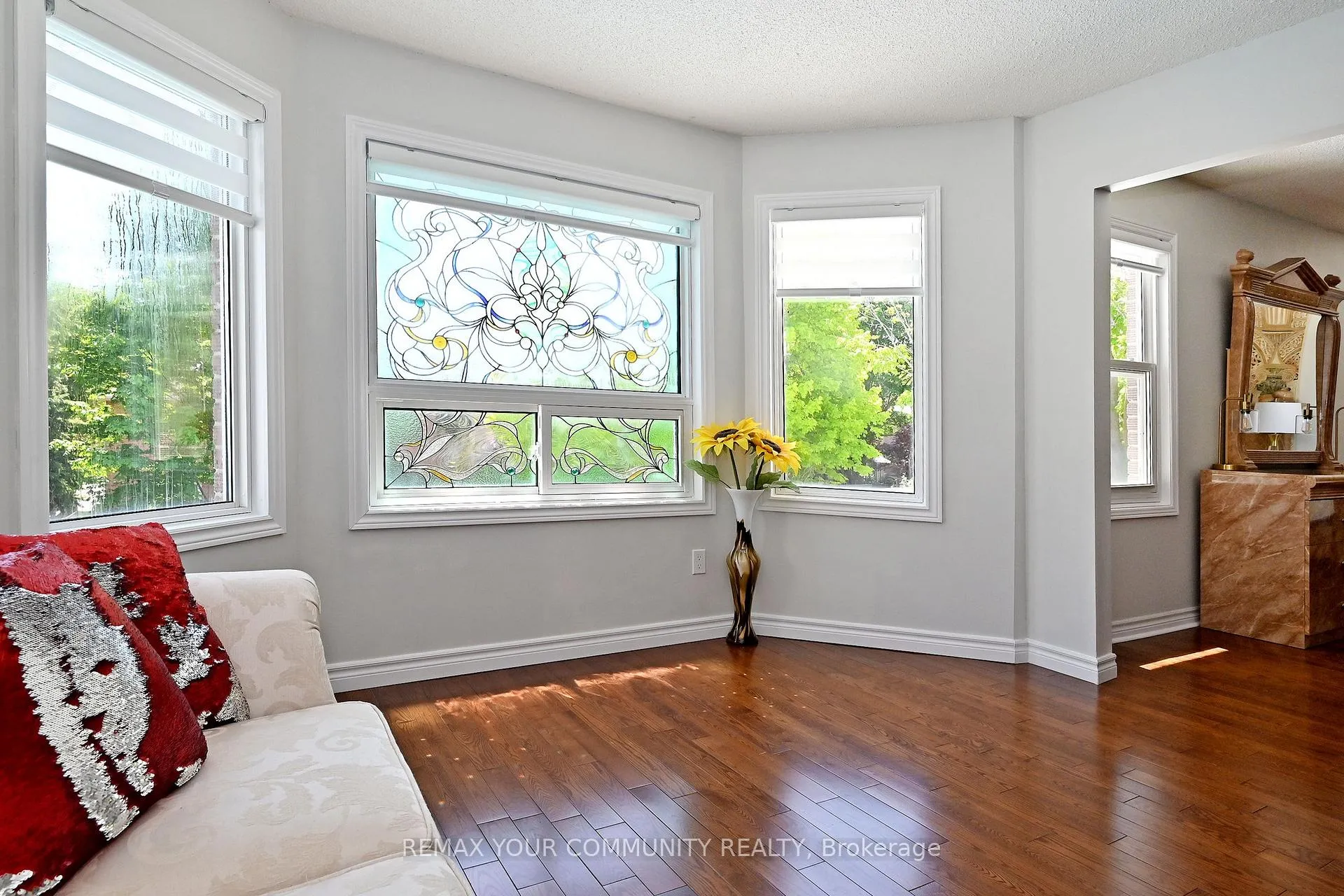 Photo 14 of 48 Haskell Crescent, Aurora, Aurora Highlands — HOMEH