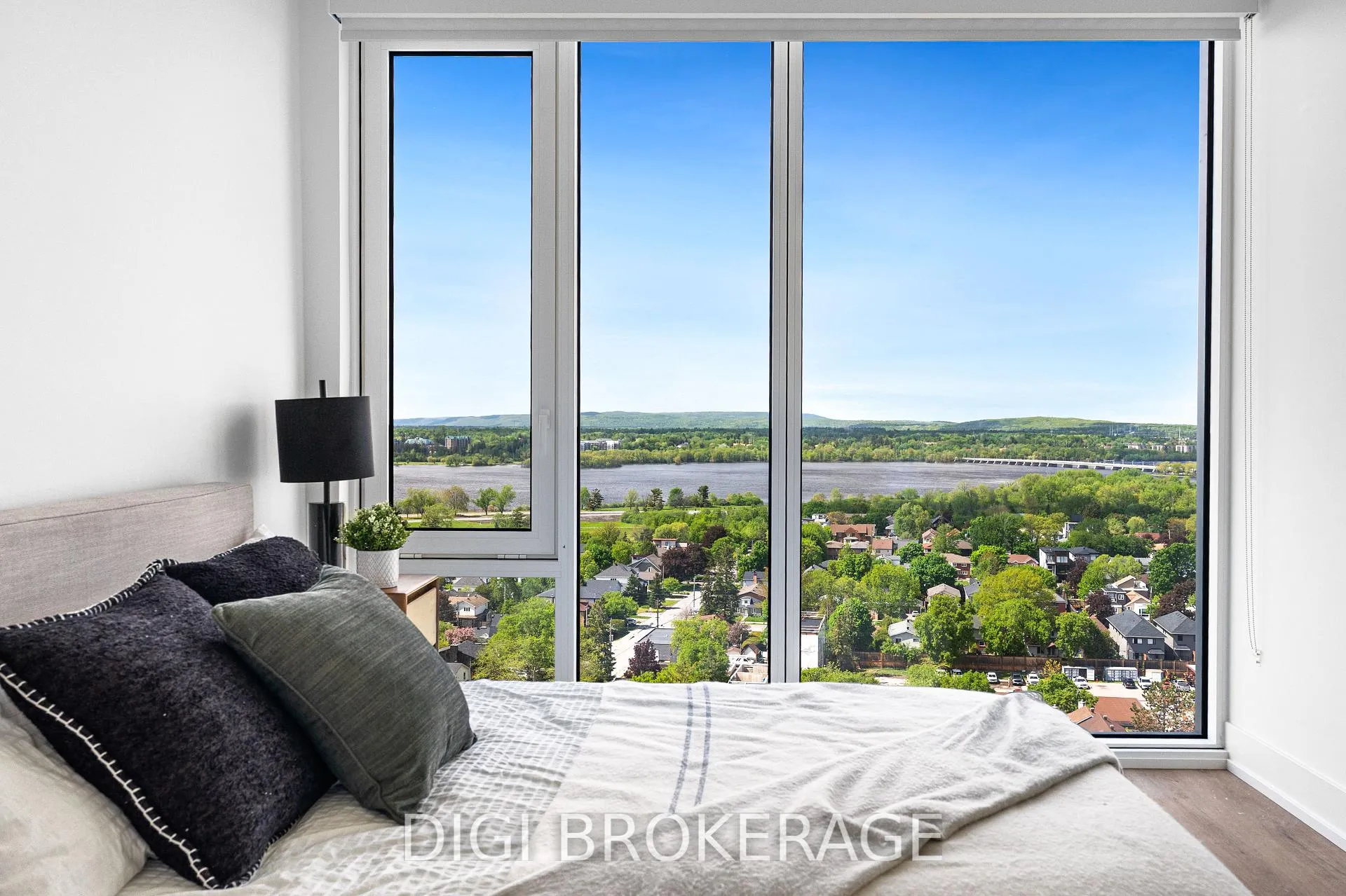 Photo 17 of Unit 1206, 2070 Scott Street, Ottawa, Westboro South — HOMEH