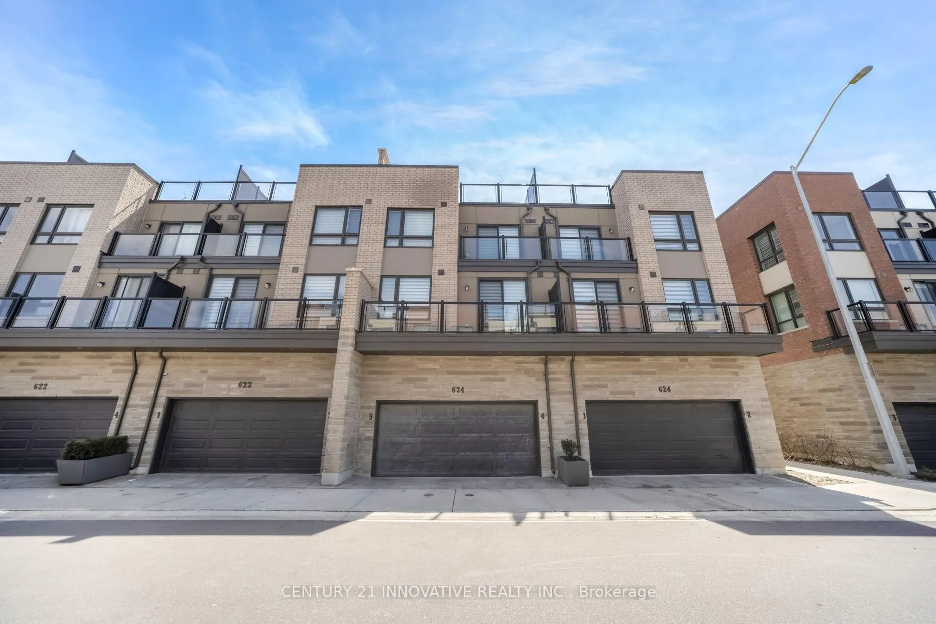 Front of Unit 4, 624 Rexdale Boulevard
