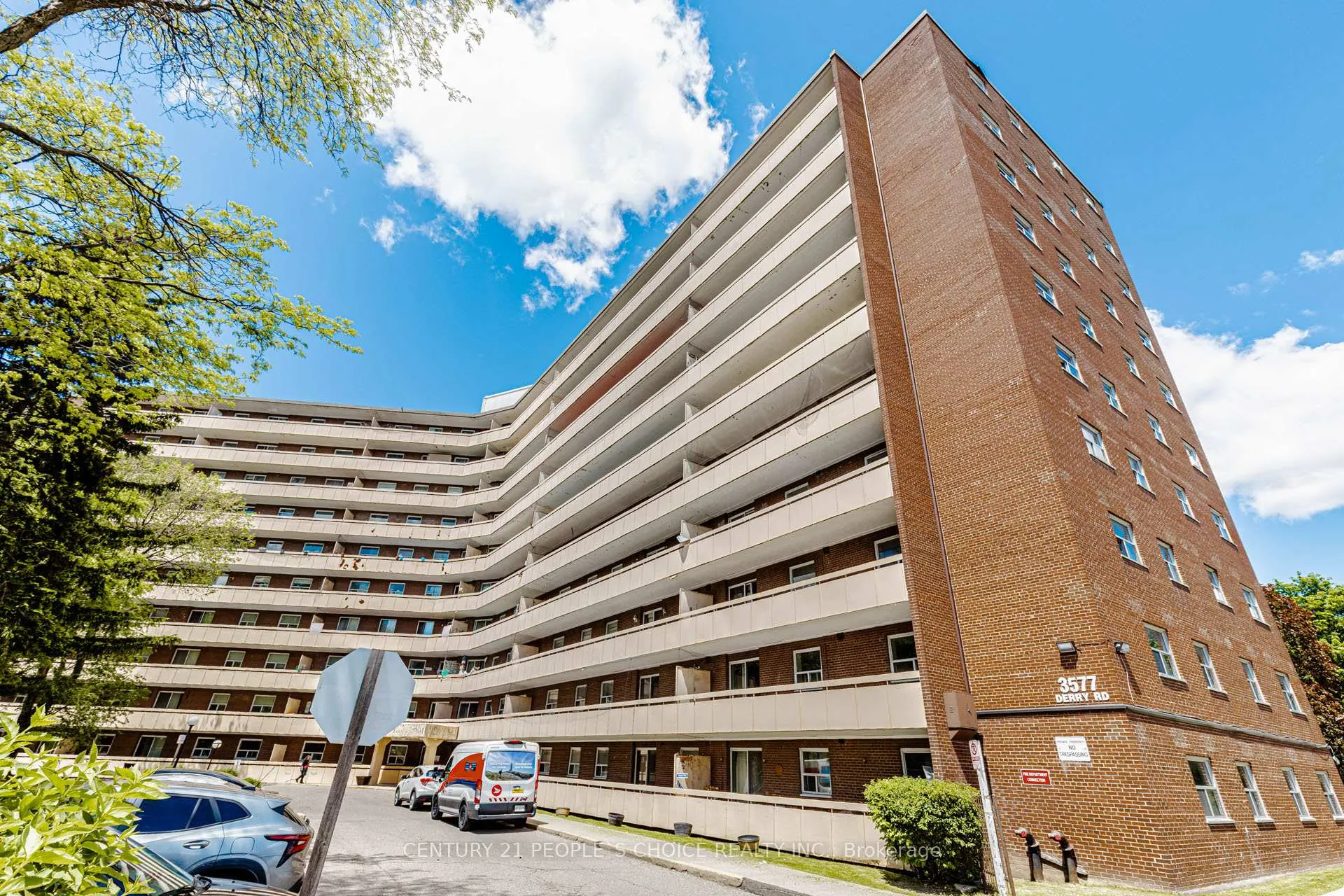 Photo 2 of Unit 906, 3577 Derry Road E, Mississauga, Malton — HOMEH