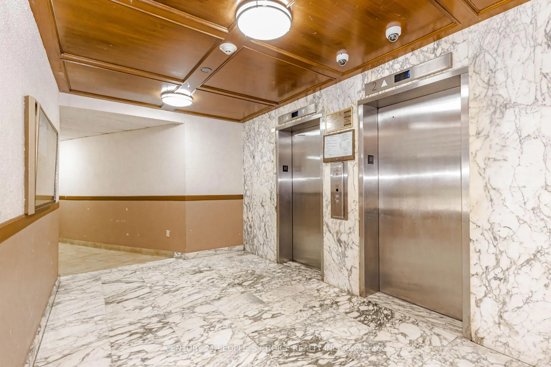 Photo 6 of Unit 906, 3577 Derry Road E, Mississauga, Malton — HOMEH