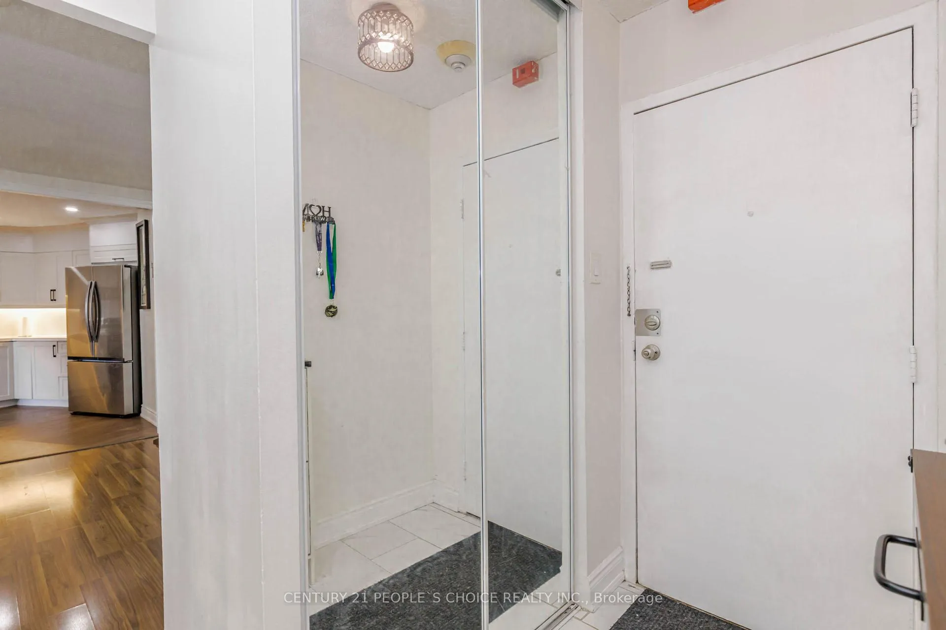 Photo 11 of Unit 906, 3577 Derry Road E, Mississauga, Malton — HOMEH