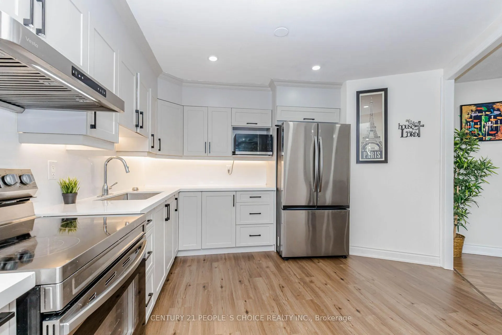 Photo 25 of Unit 906, 3577 Derry Road E, Mississauga, Malton — HOMEH