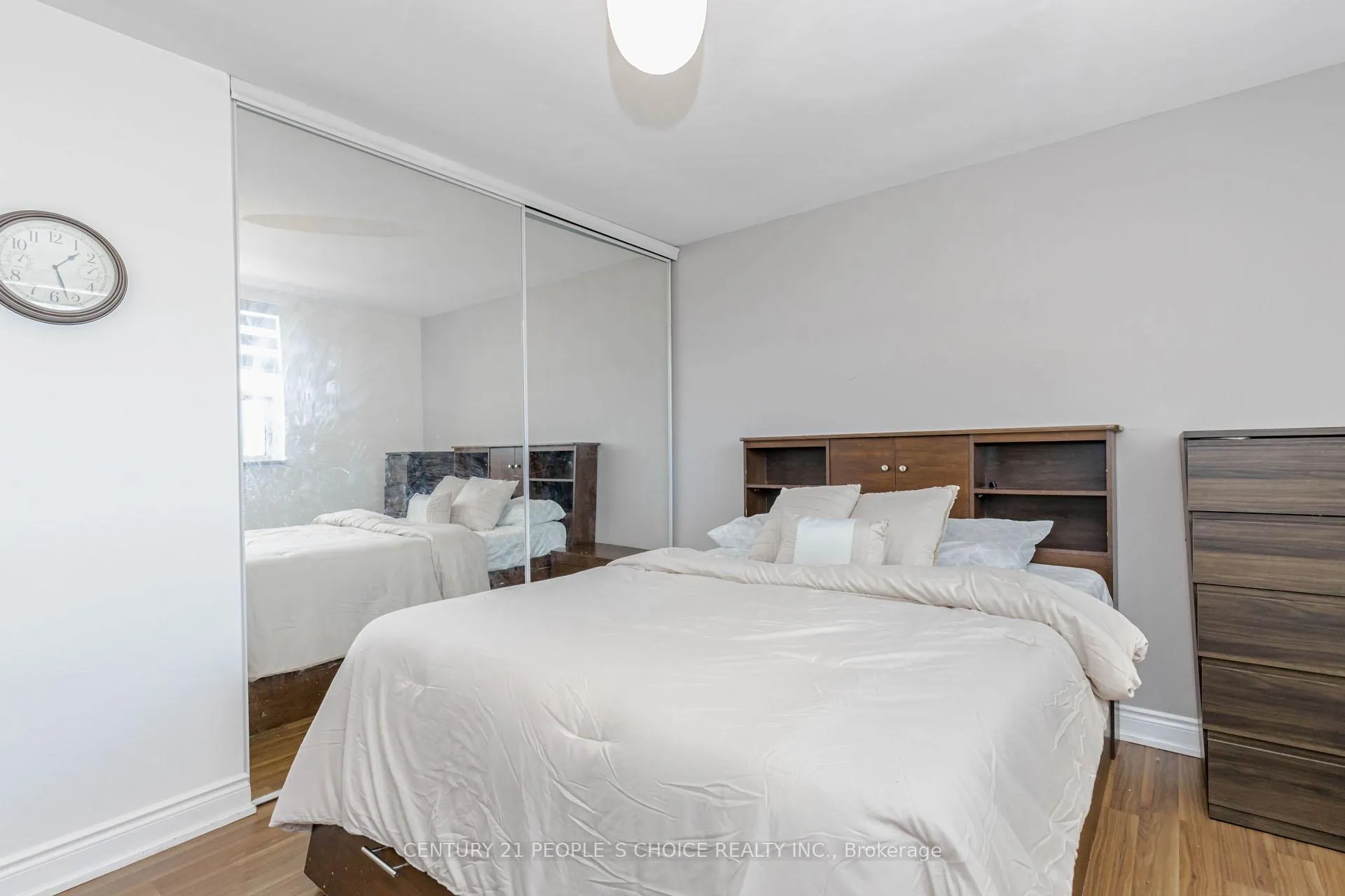 Photo 28 of Unit 906, 3577 Derry Road E, Mississauga, Malton — HOMEH