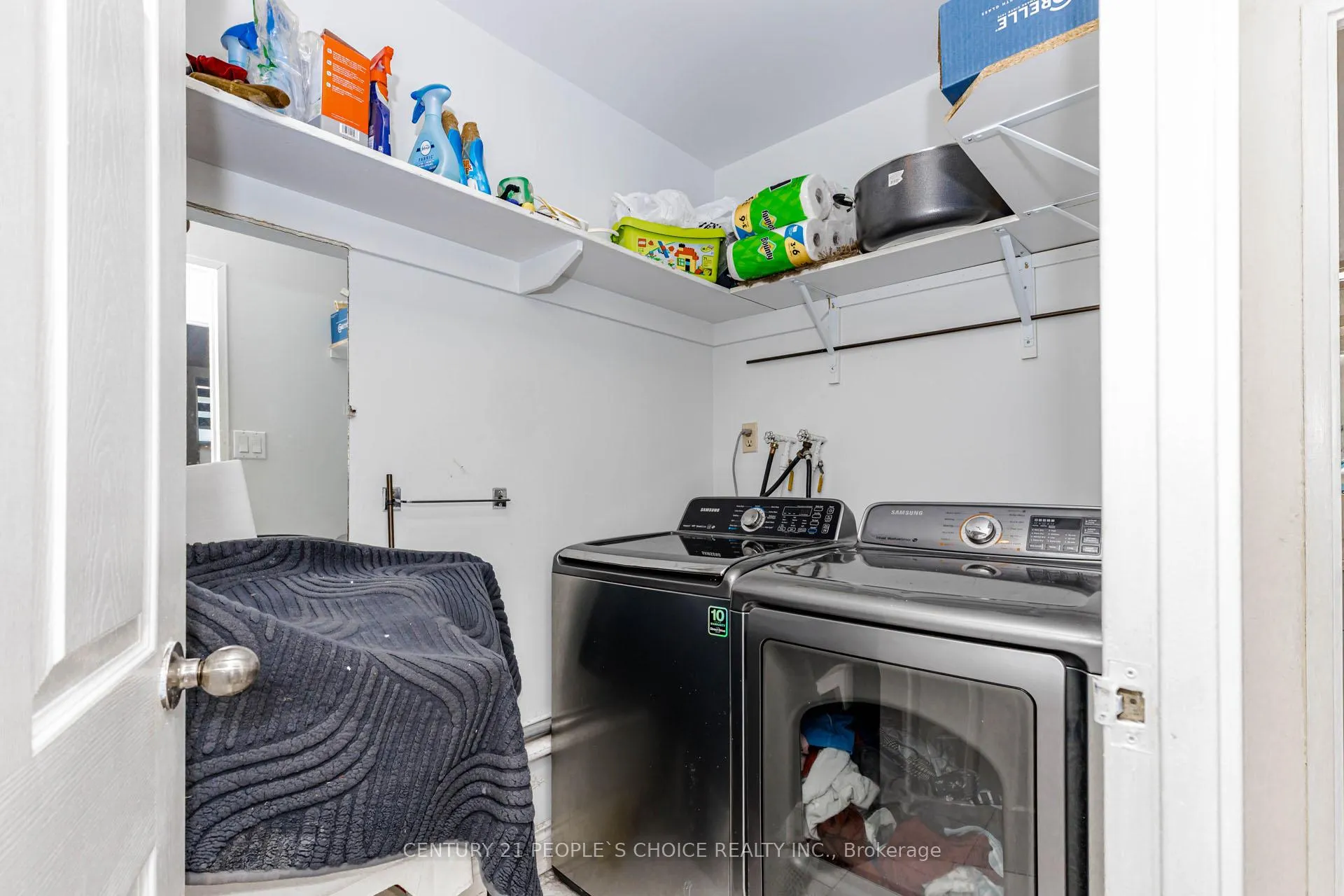 Photo 35 of Unit 906, 3577 Derry Road E, Mississauga, Malton — HOMEH