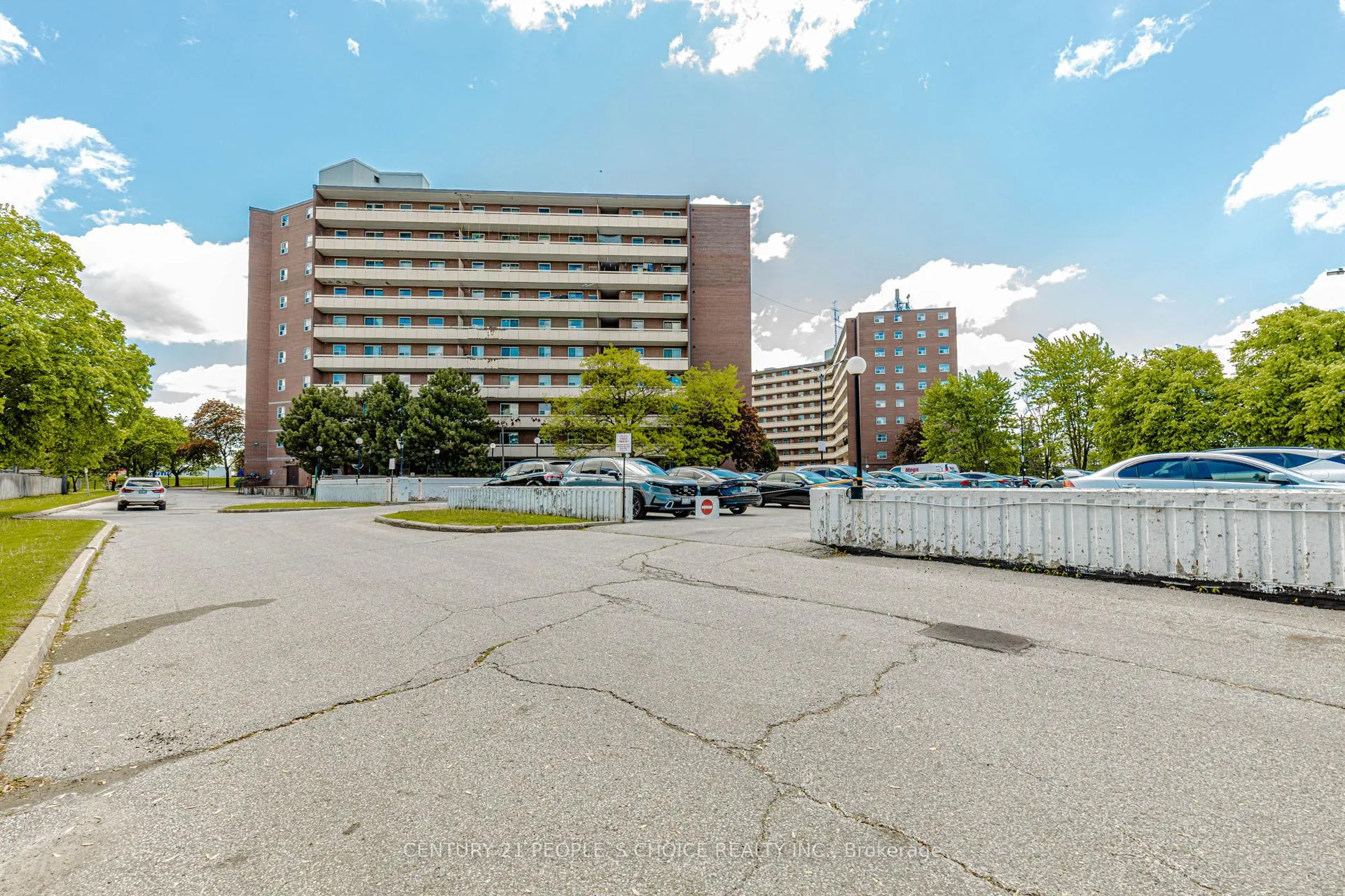 Photo 40 of Unit 906, 3577 Derry Road E, Mississauga, Malton — HOMEH