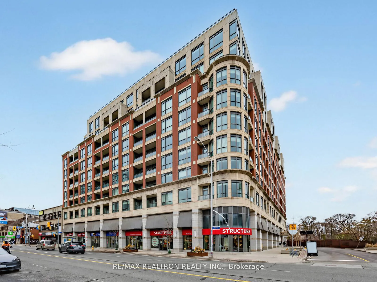 Photo 1 of Unit 914, 23 Glebe Road W, Toronto, Yonge-Eglinton — HOMEH