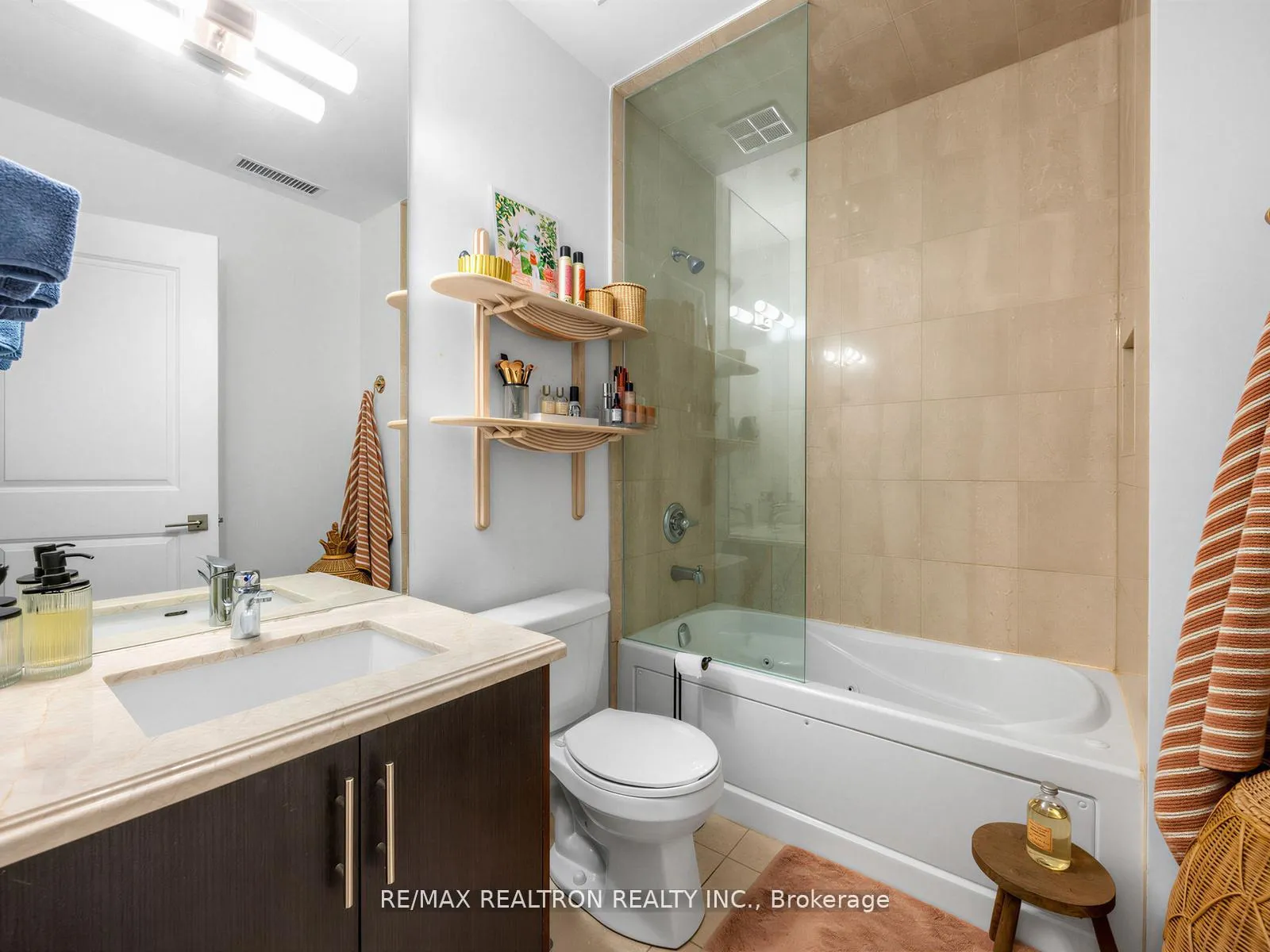 Photo 20 of Unit 914, 23 Glebe Road W, Toronto, Yonge-Eglinton — HOMEH