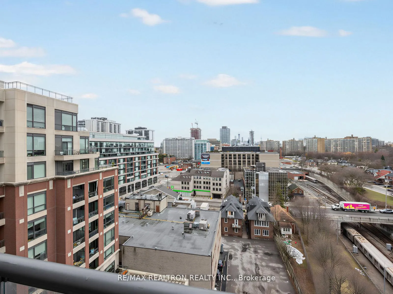 Photo 23 of Unit 914, 23 Glebe Road W, Toronto, Yonge-Eglinton — HOMEH