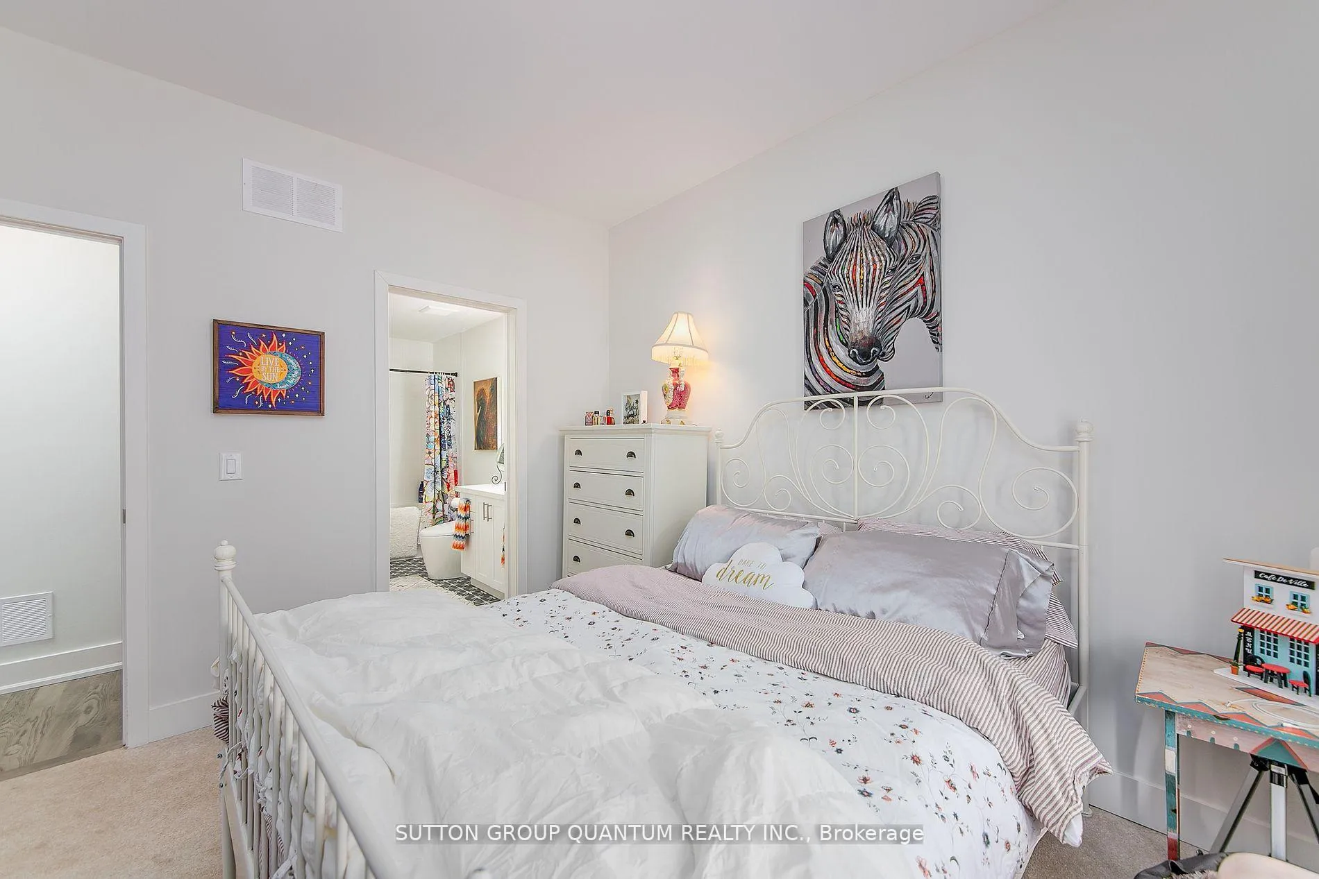 Photo 7 of 35 Ruby Crescent, Orillia — HOMEH