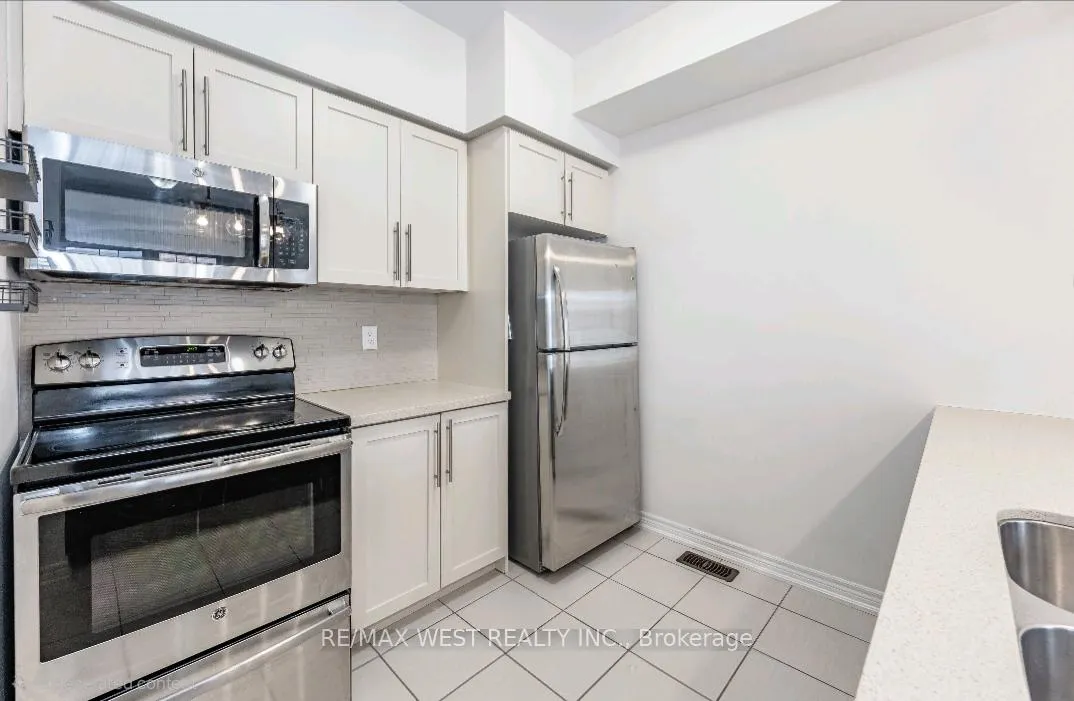 Photo 10 of Unit 25, 515 Winston Road, Grimsby, Grimsby Beach — HOMEH