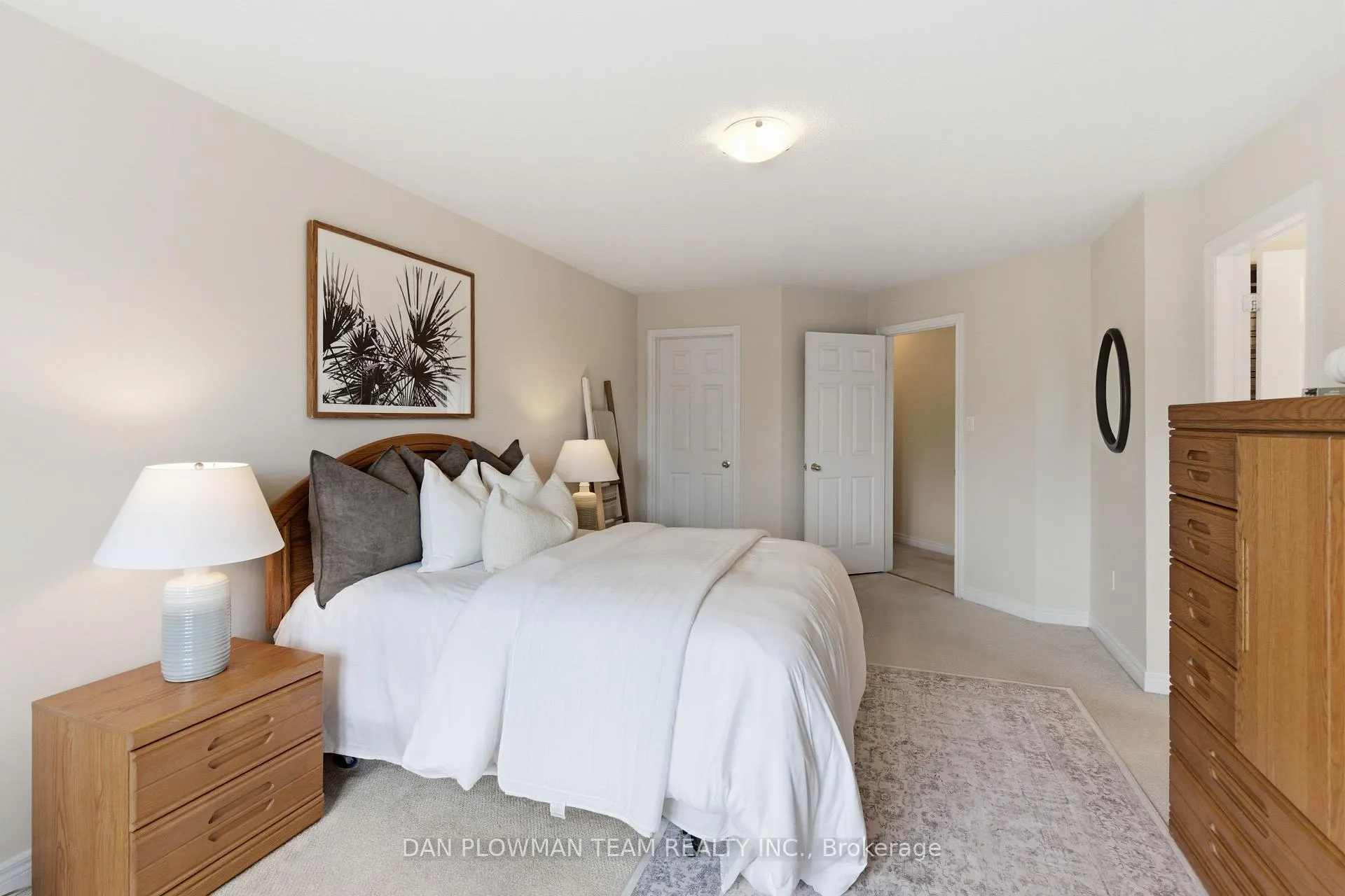 Photo 18 of 19 Davidson Street, Whitby, Williamsburg — HOMEH